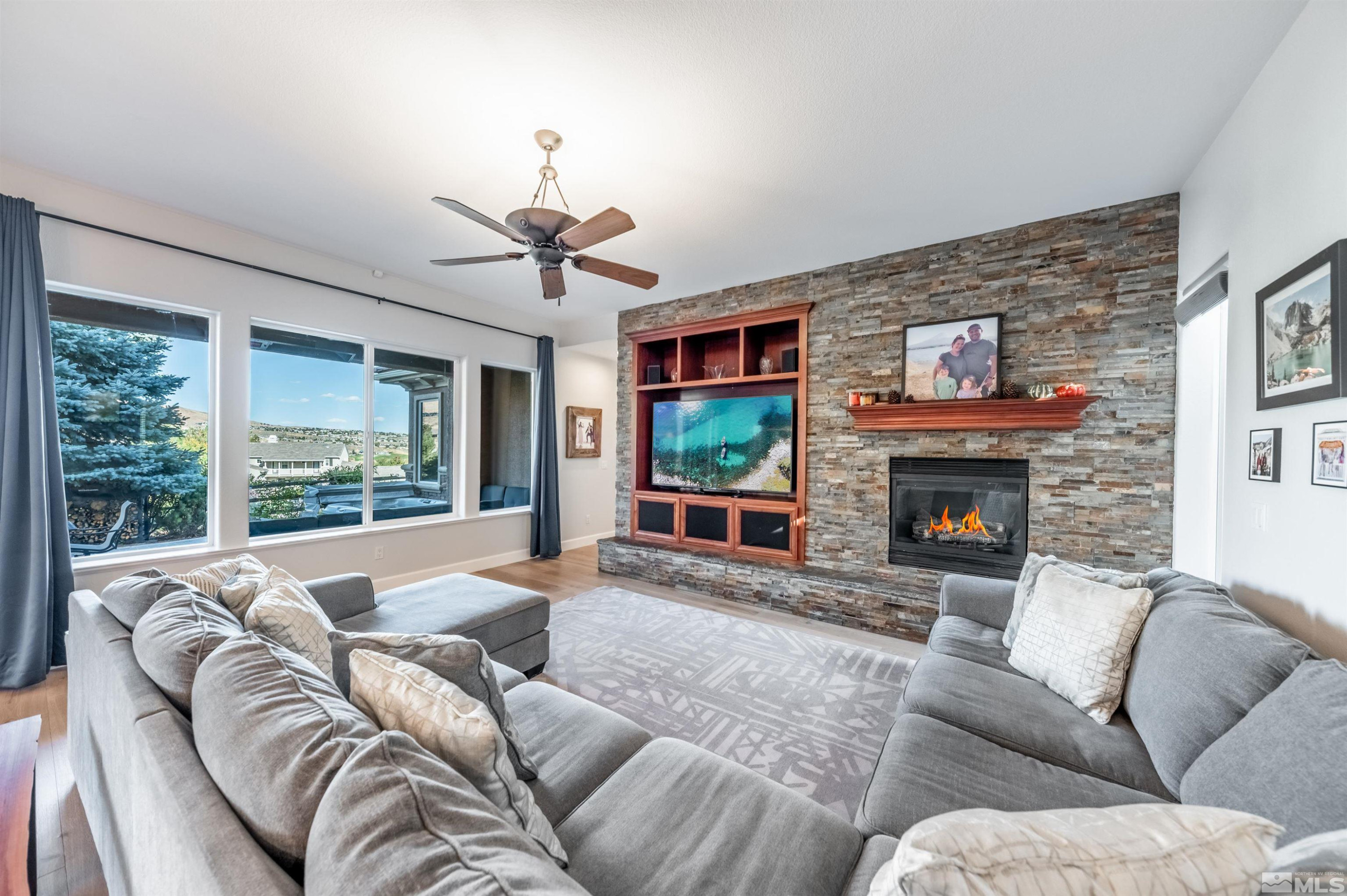 1880 Laurel Ridge Drive