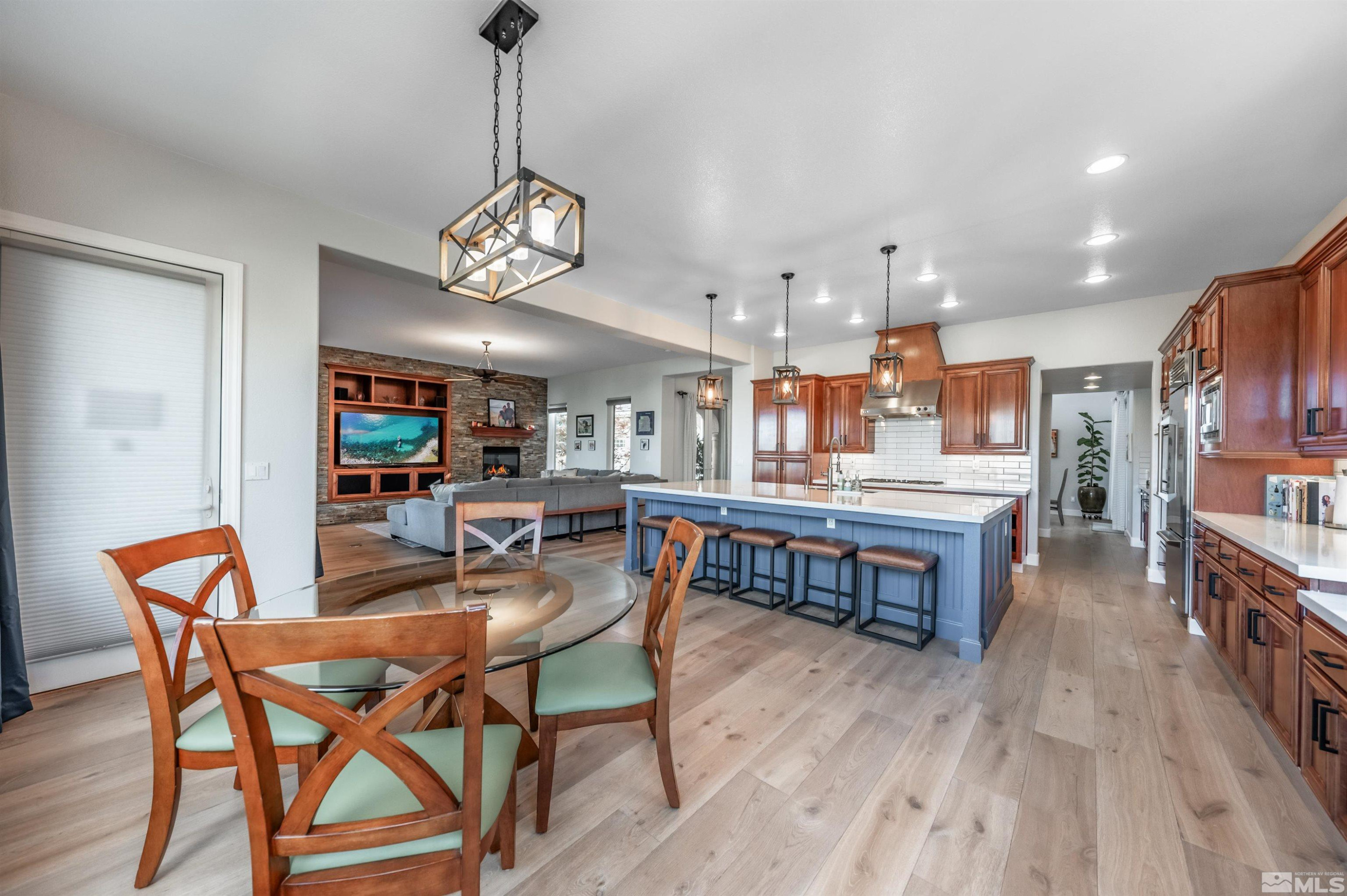 1880 Laurel Ridge Drive
