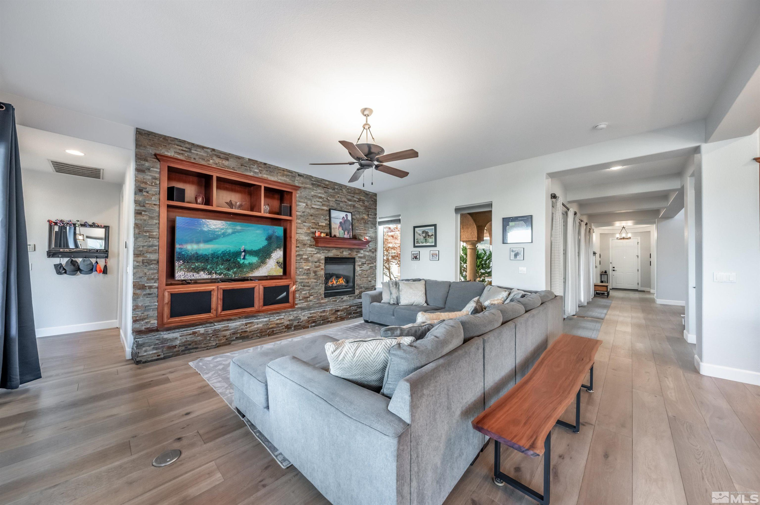 1880 Laurel Ridge Drive
