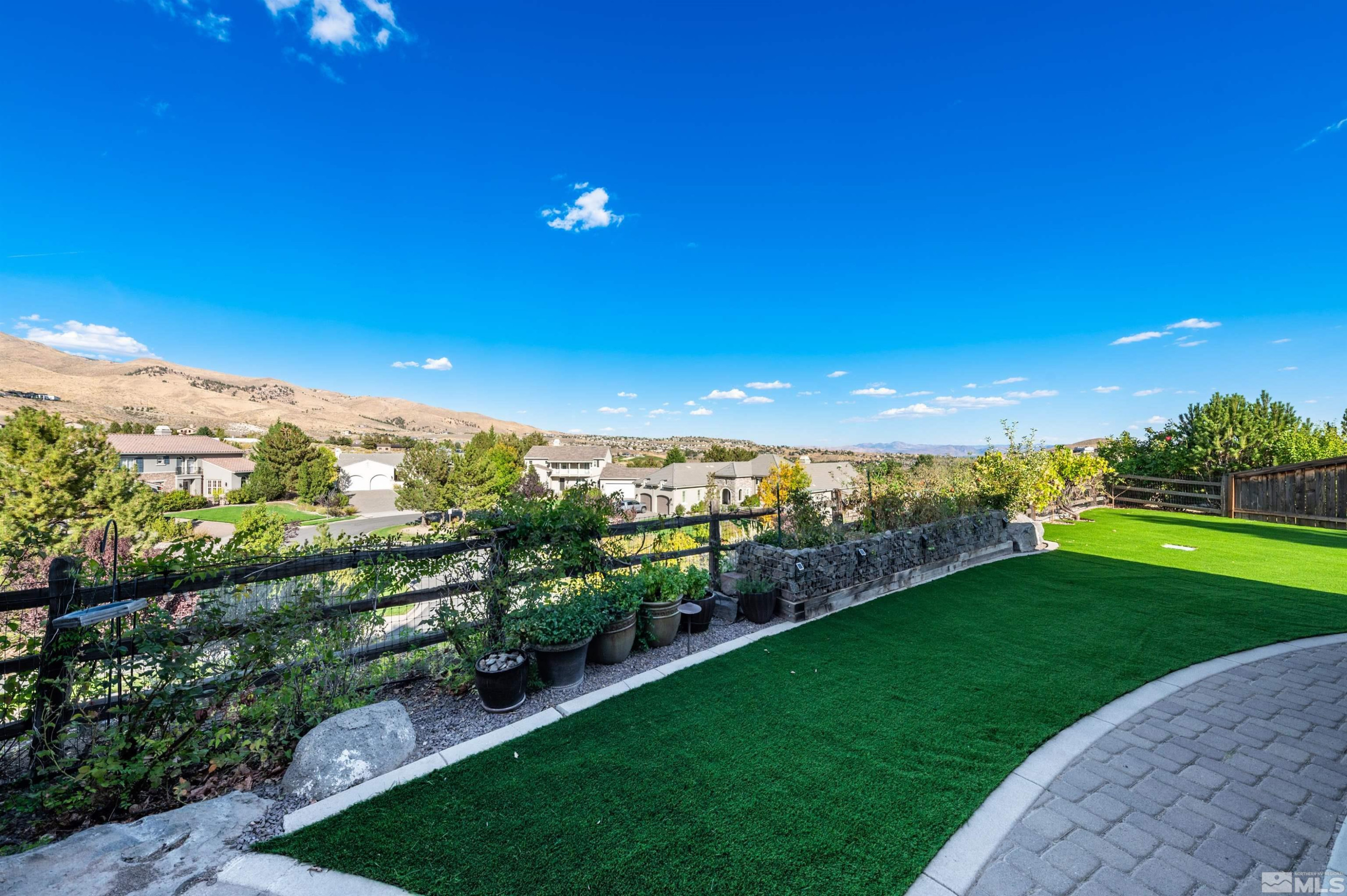 1880 Laurel Ridge Drive