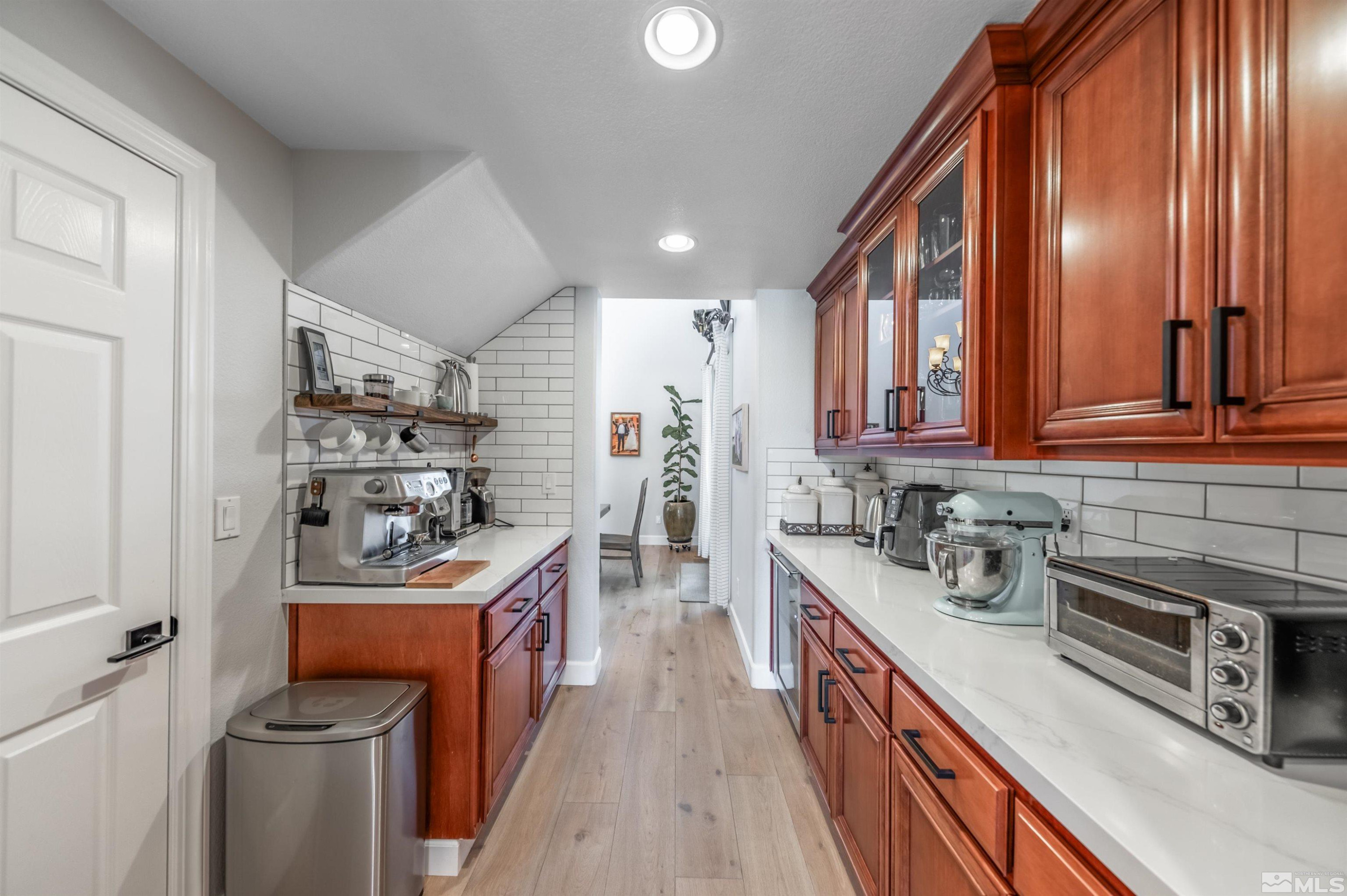 1880 Laurel Ridge Drive