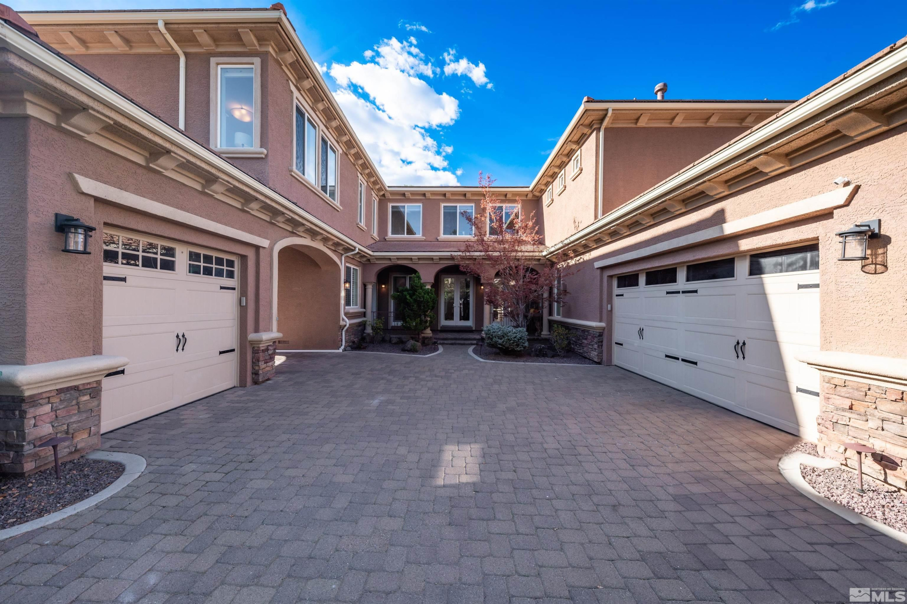 1880 Laurel Ridge Drive