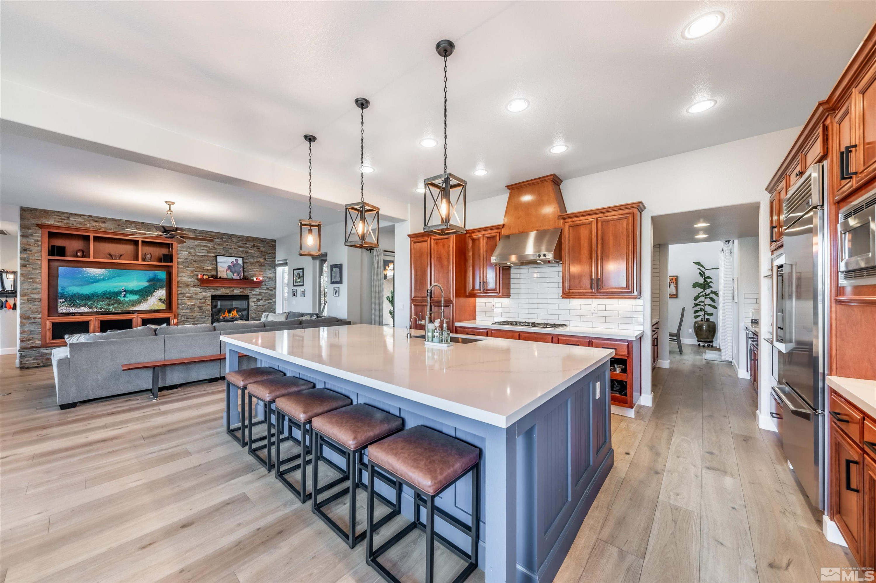 1880 Laurel Ridge Drive