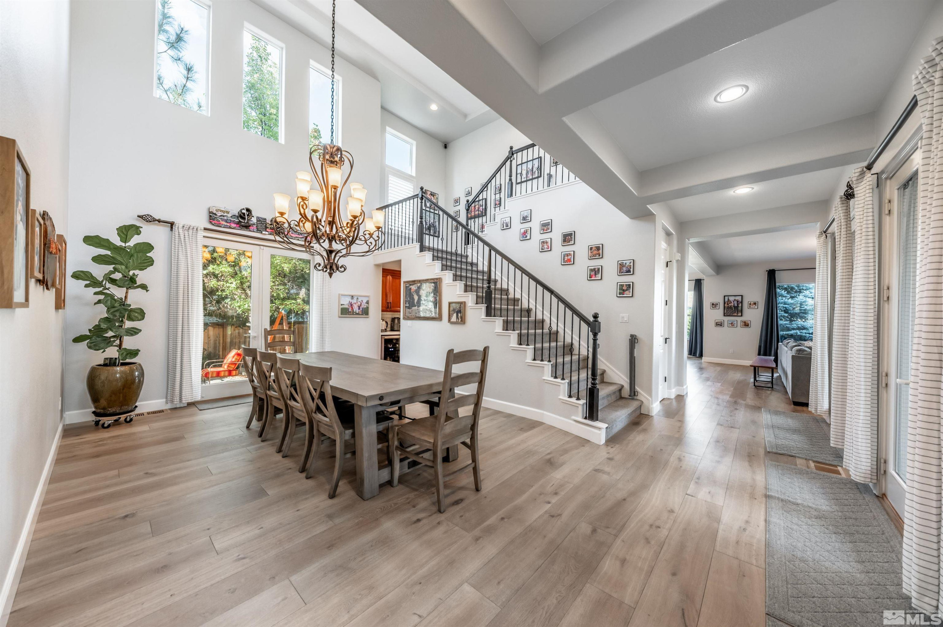 1880 Laurel Ridge Drive