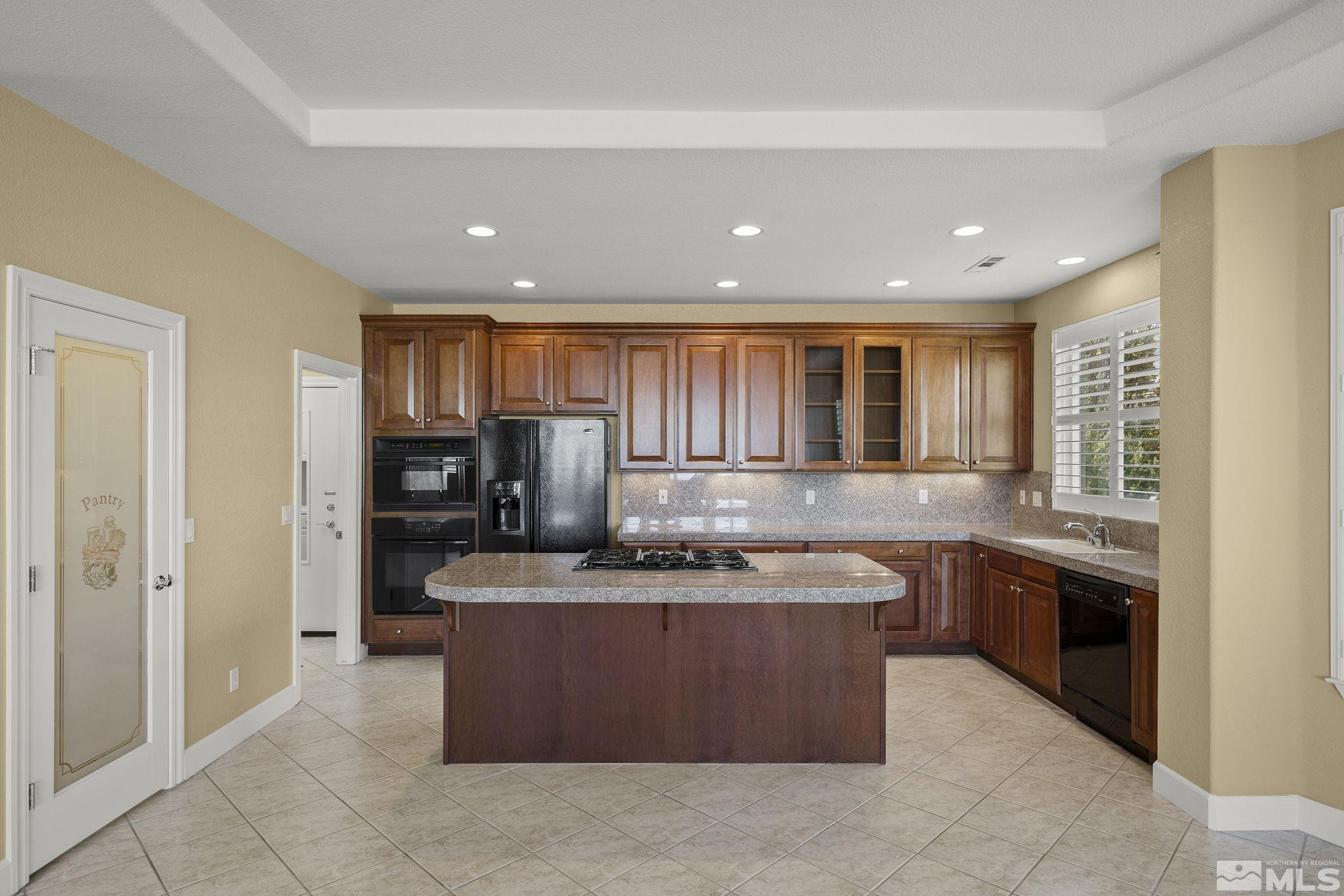 6020 Cour Saint Michelle