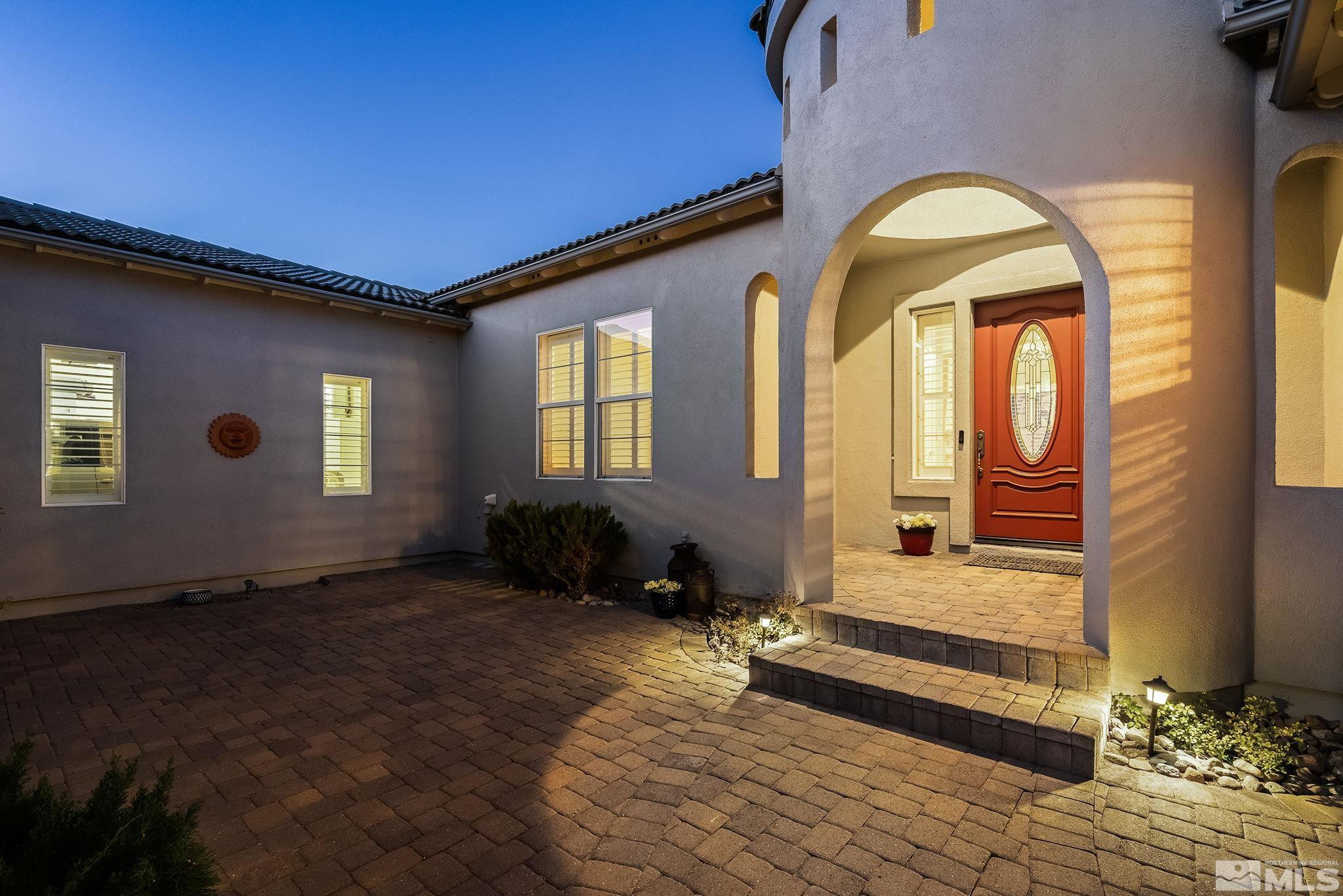 6020 Cour Saint Michelle