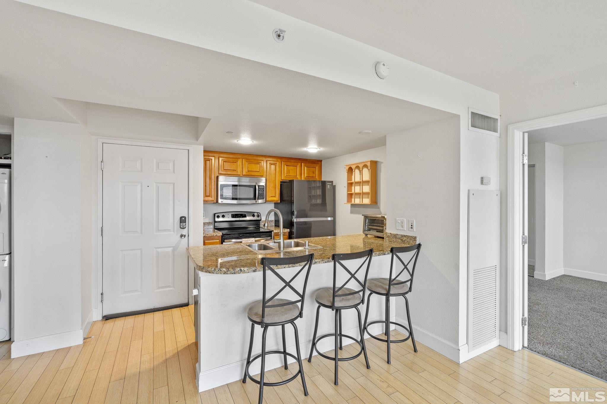 450 N Arlington Avenue 713