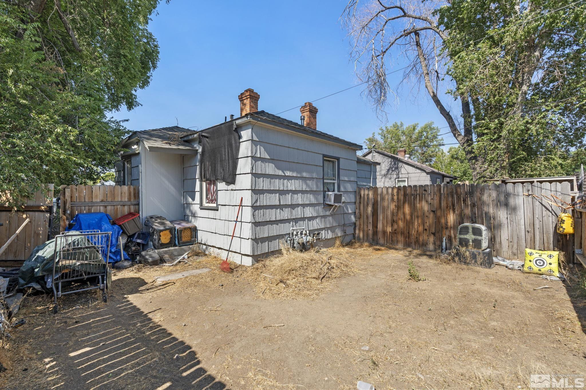 2011 H Street