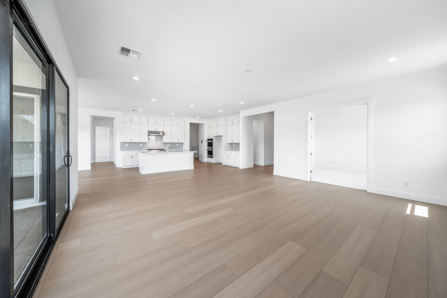 7301 American Queen Way Tavira 54
