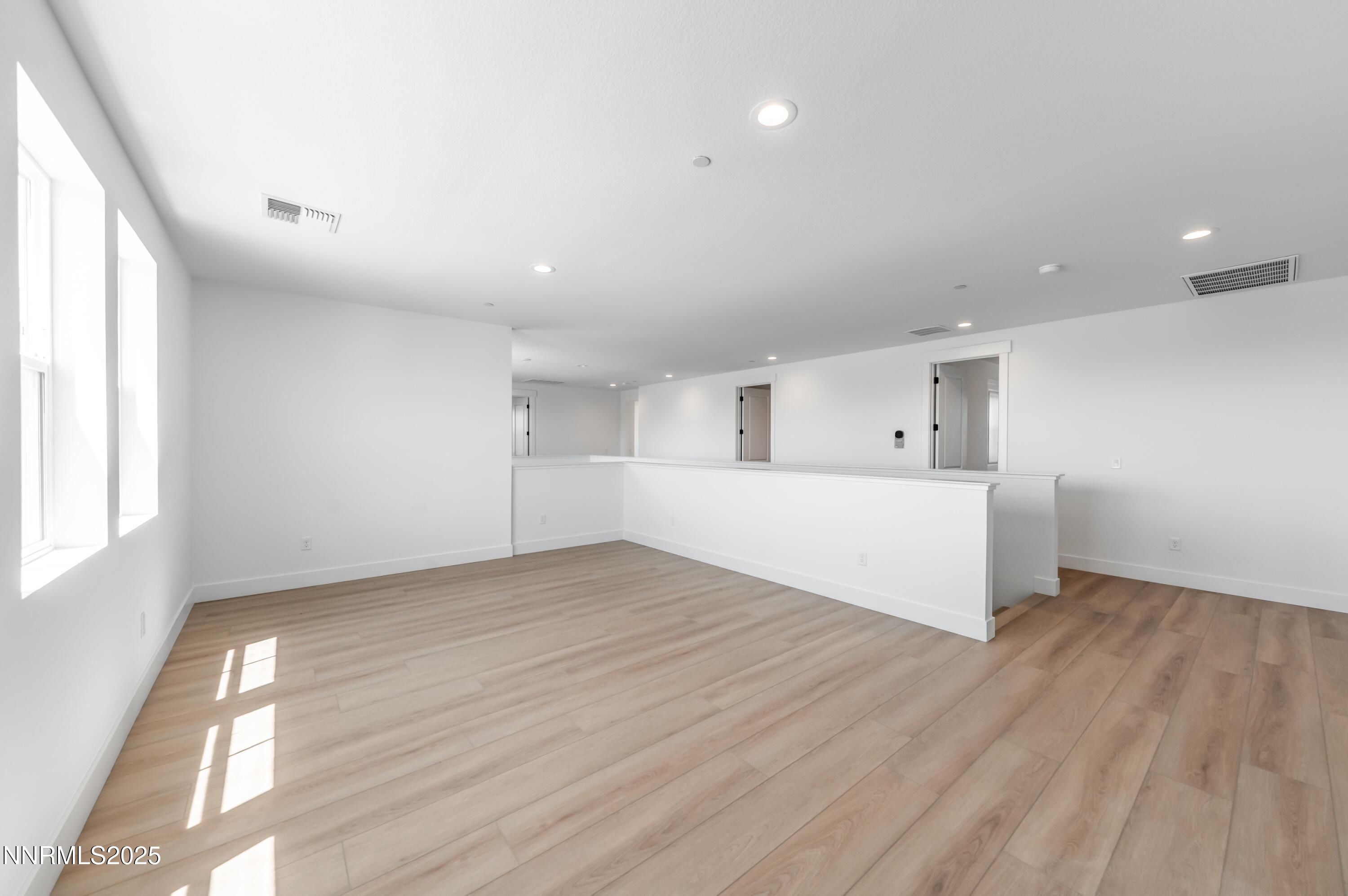 461 Hutchinson Drive, Magnolia 85