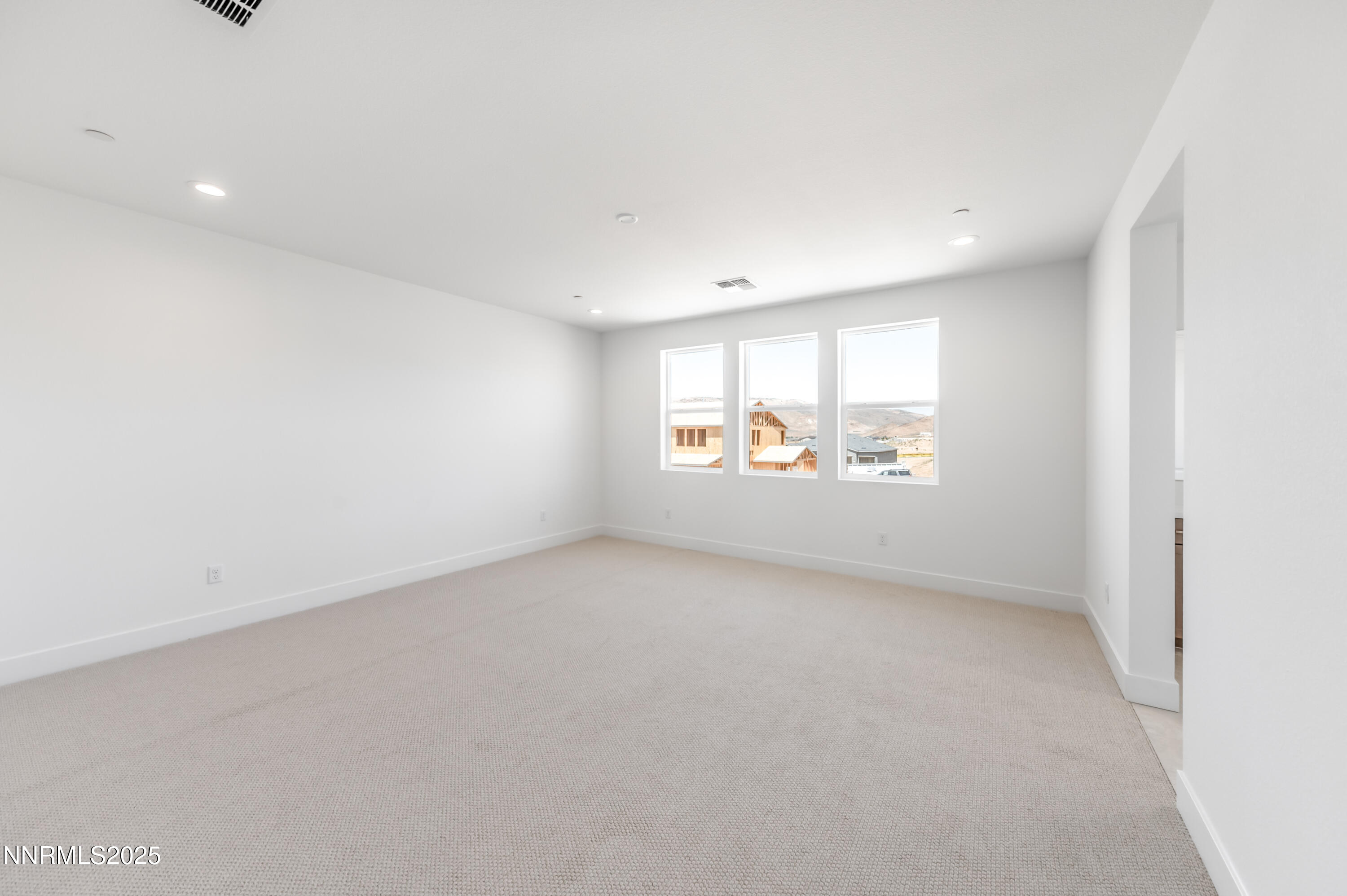 461 Hutchinson Drive, Magnolia 85
