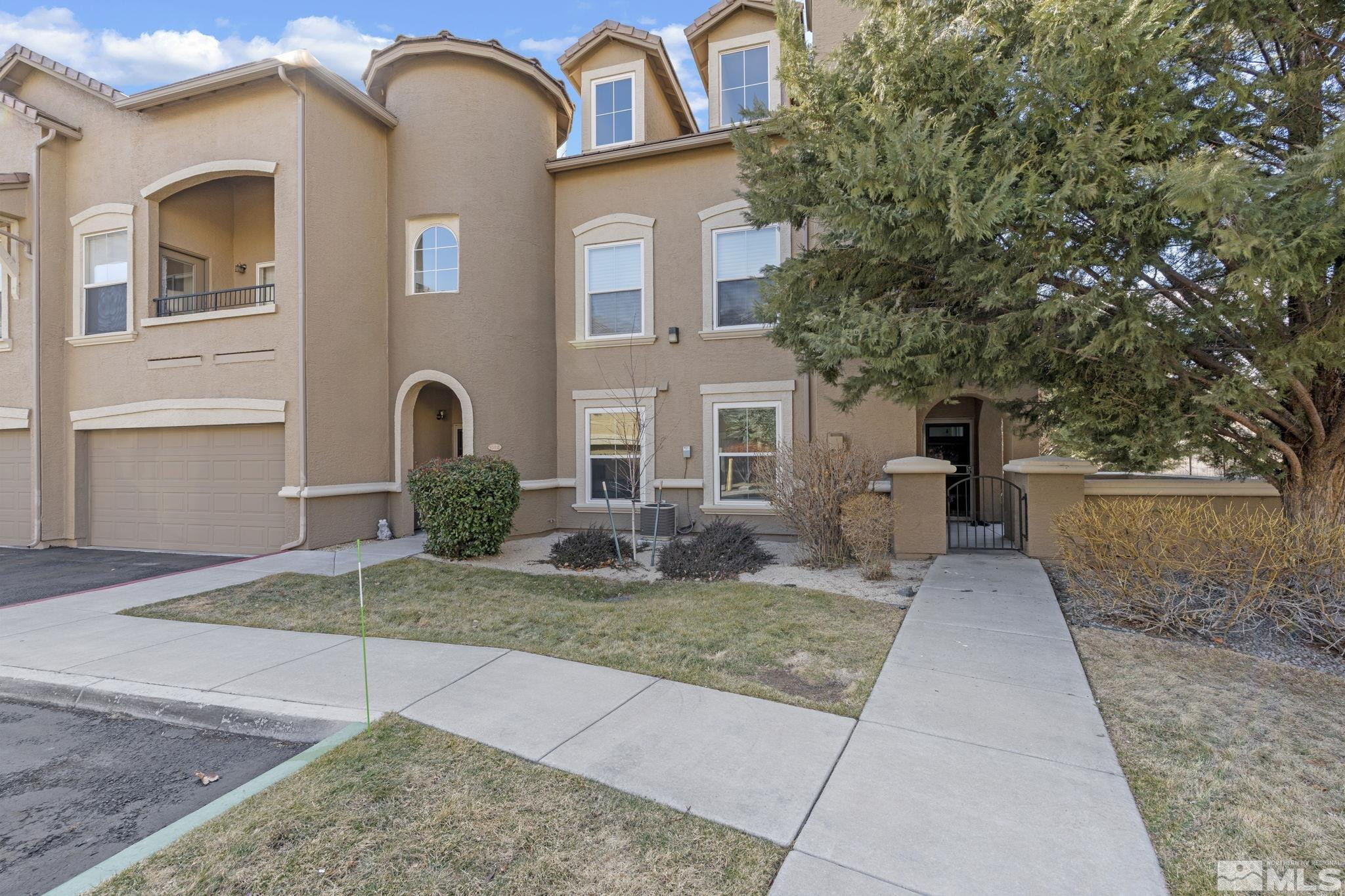 9050 Double R Boulevard 1012