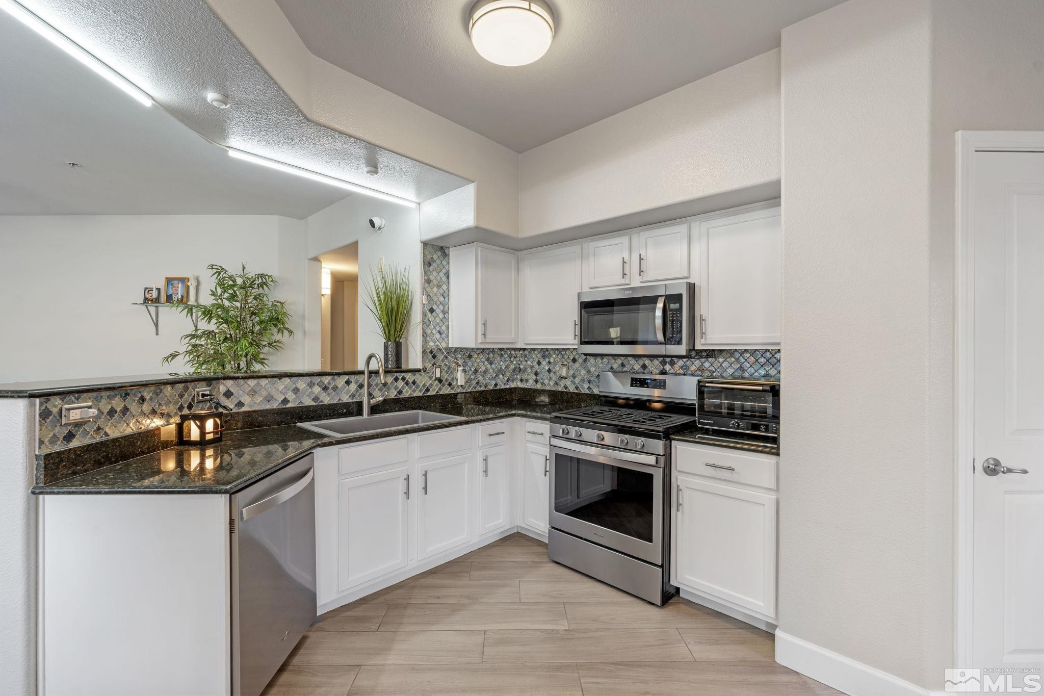 9050 Double R Boulevard 1012