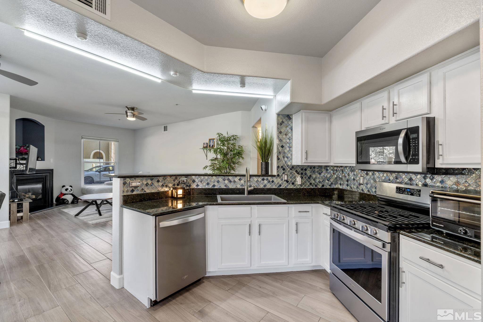 9050 Double R Boulevard 1012