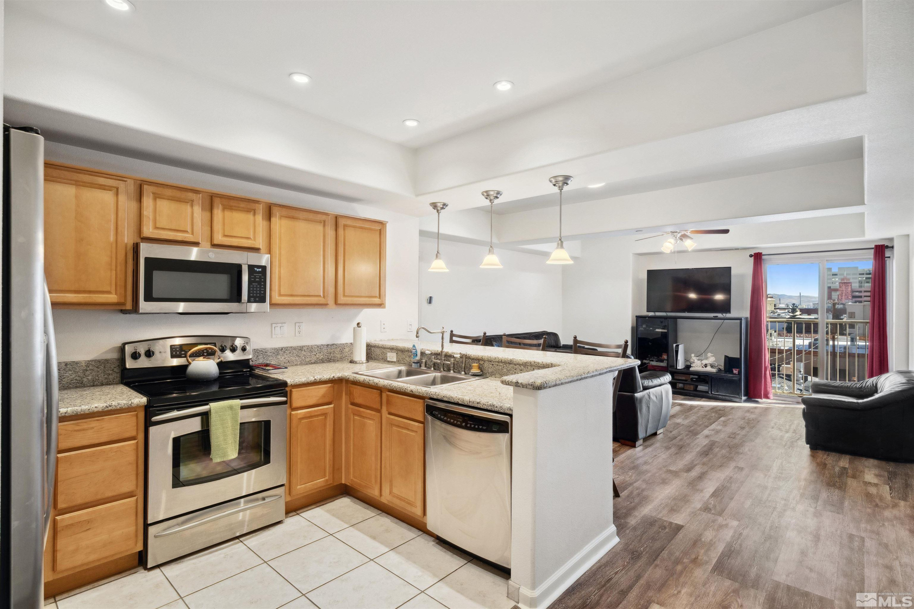 200 W 2nd Street 304