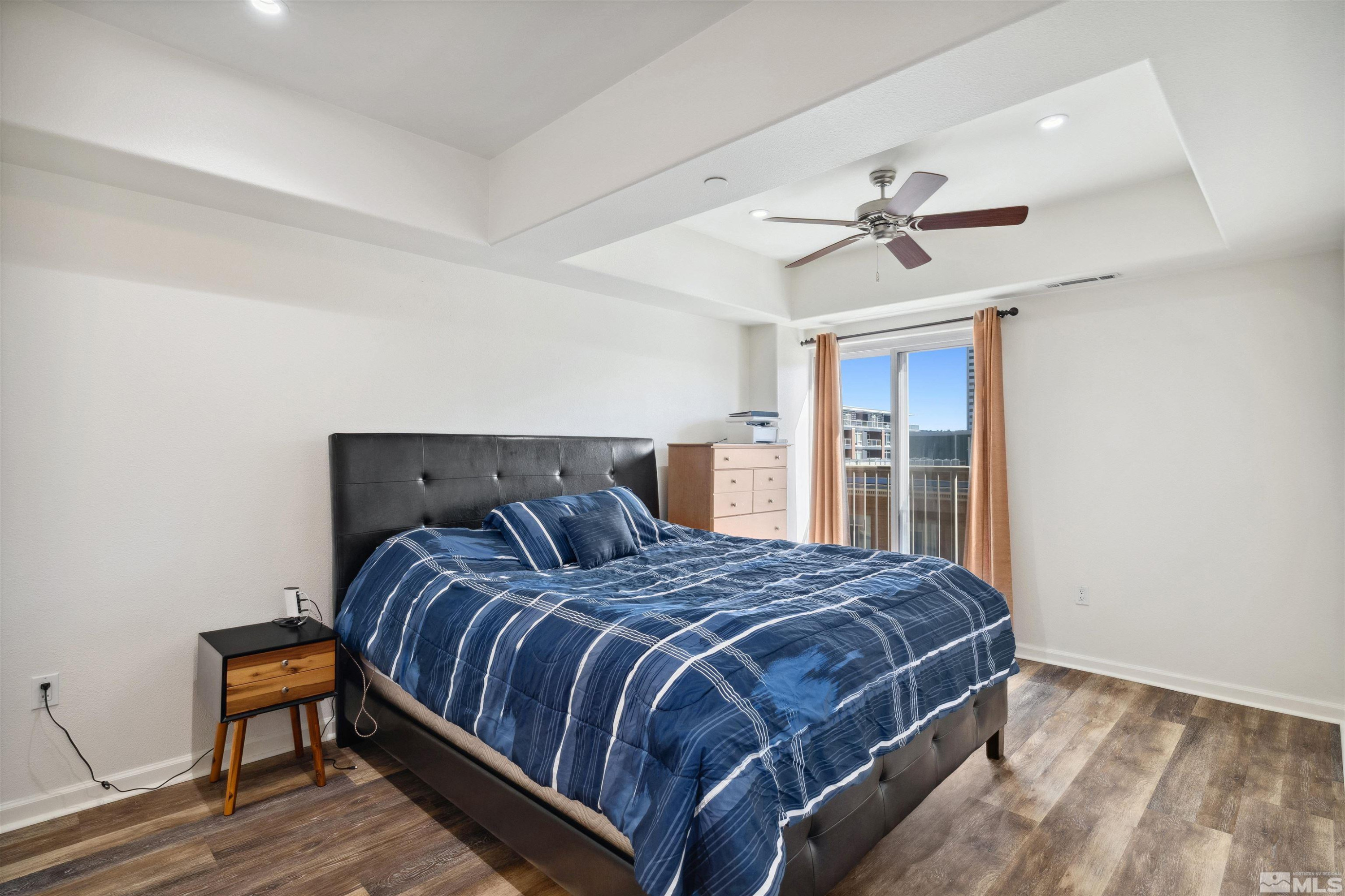 200 W 2nd Street 304