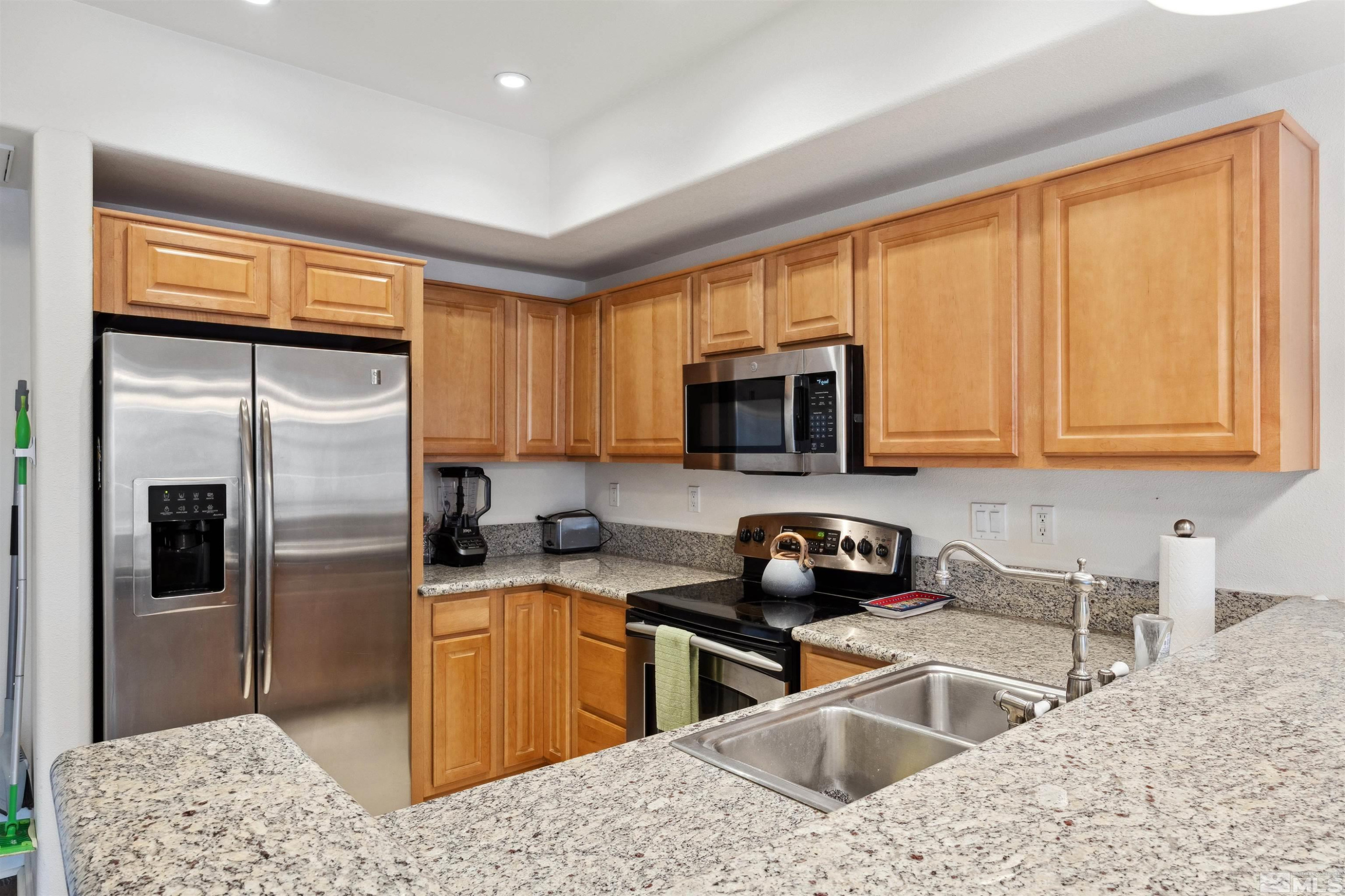 200 W 2nd Street 304