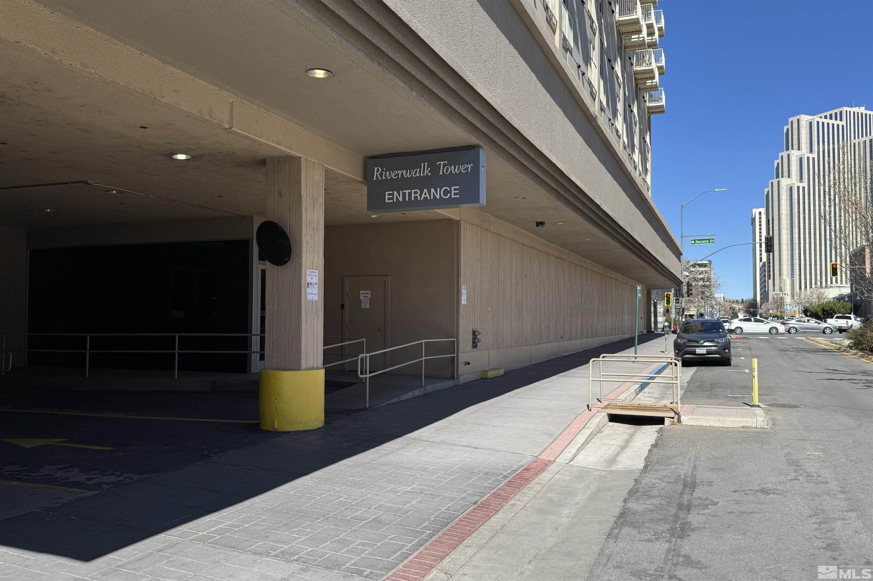 200 W 2nd Street 304