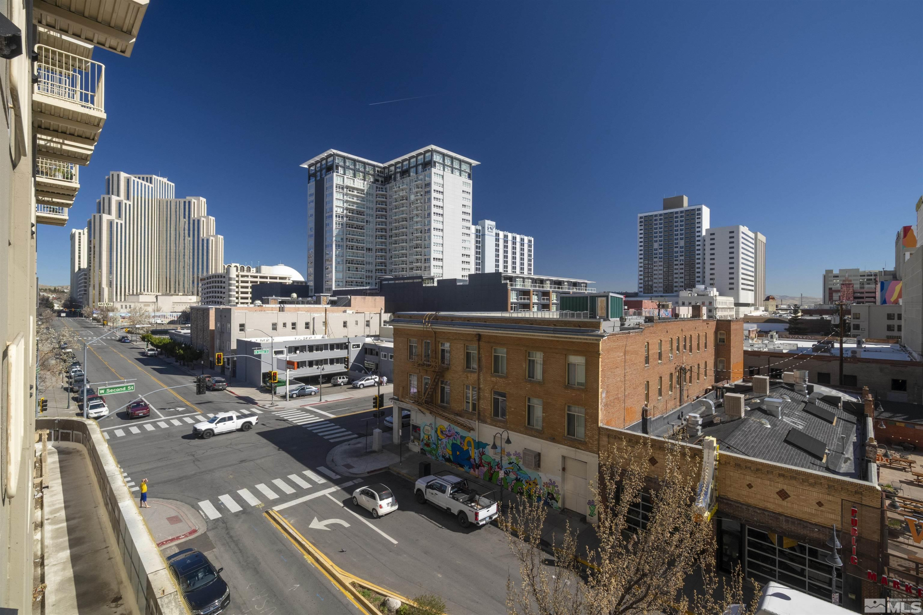 200 W 2nd Street 304