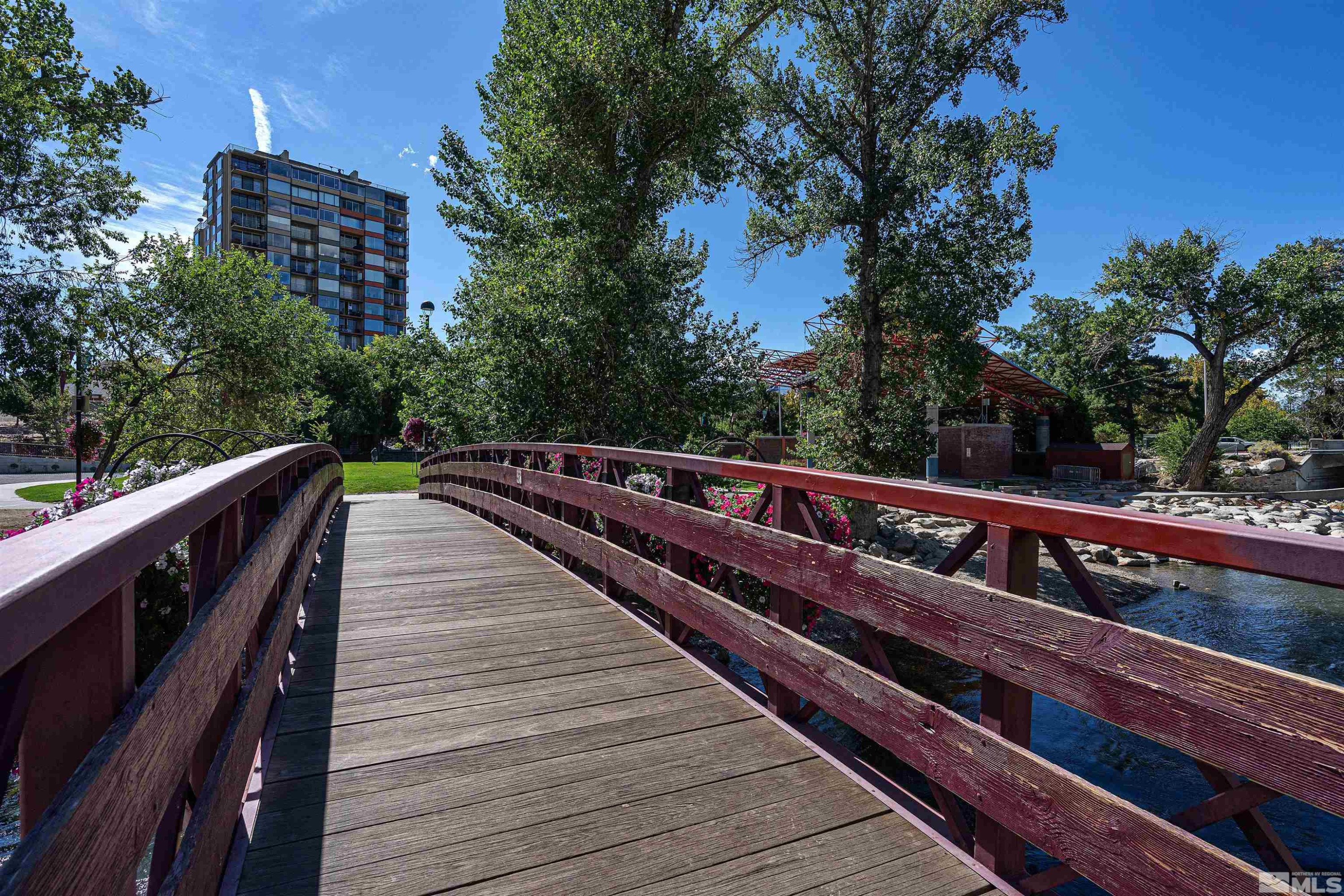 200 W 2nd Street 304