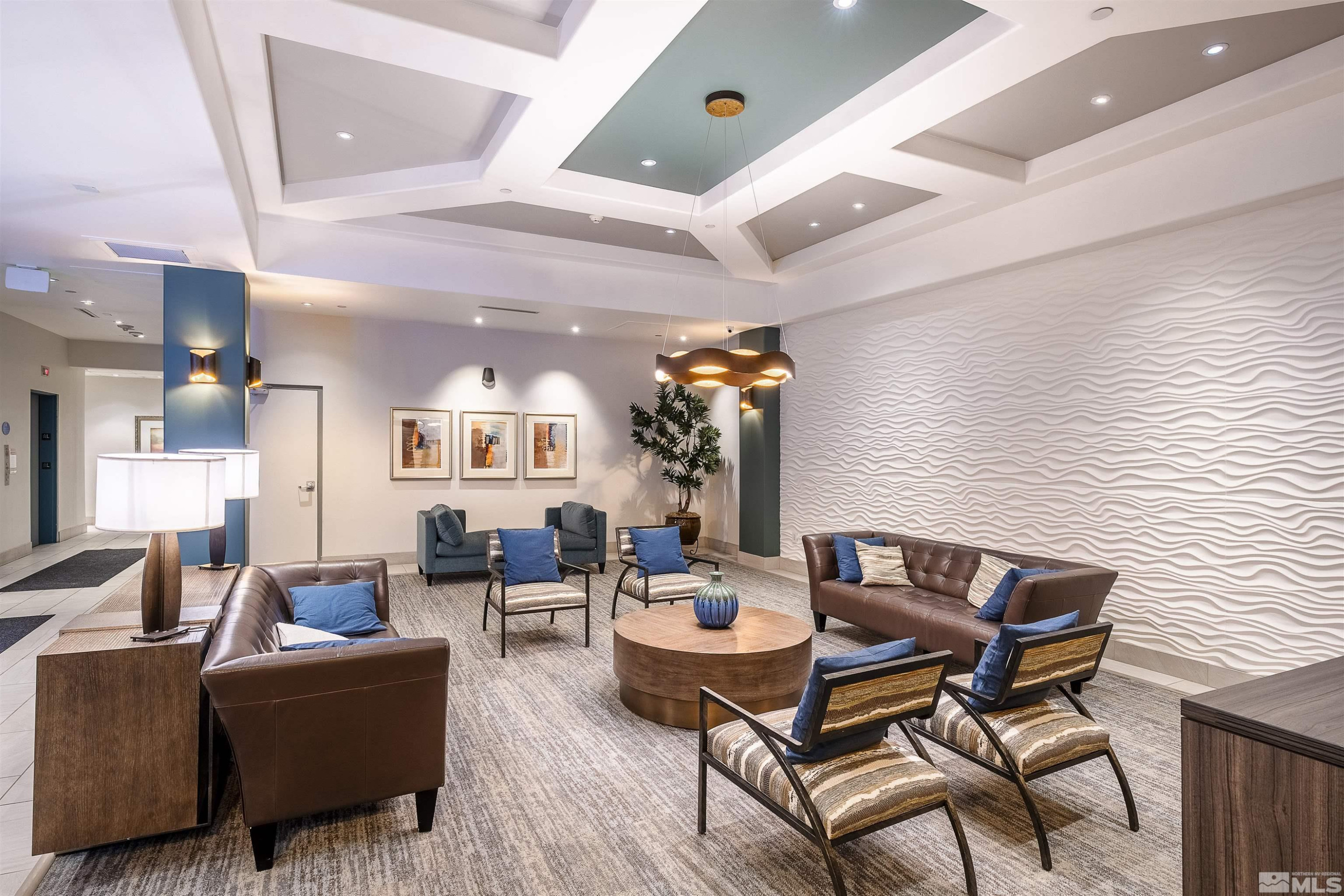 200 W 2nd Street 304