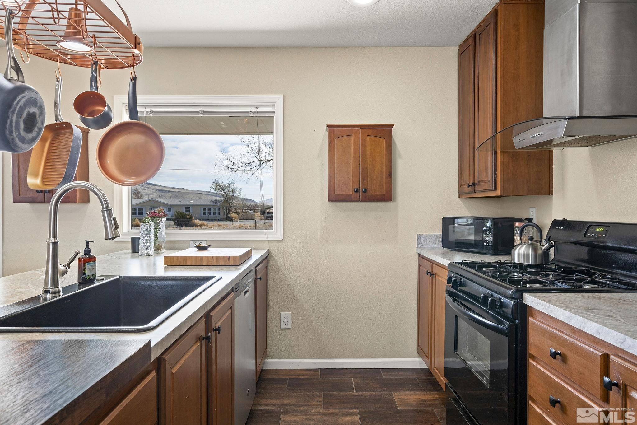 8645 Santa Fe Trail
