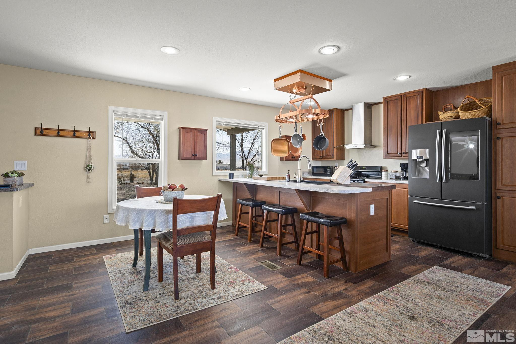 8645 Santa Fe Trail