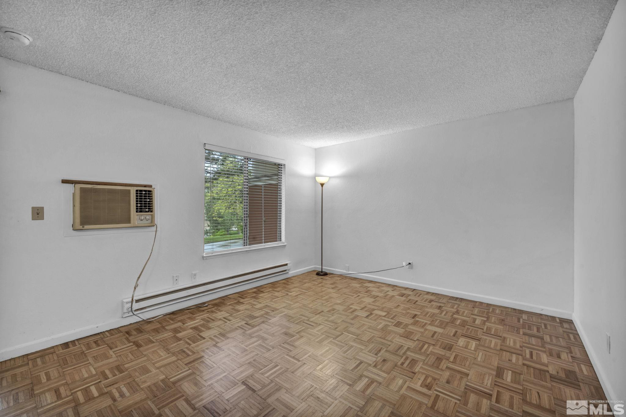 3865 E Leonesio Drive, F1