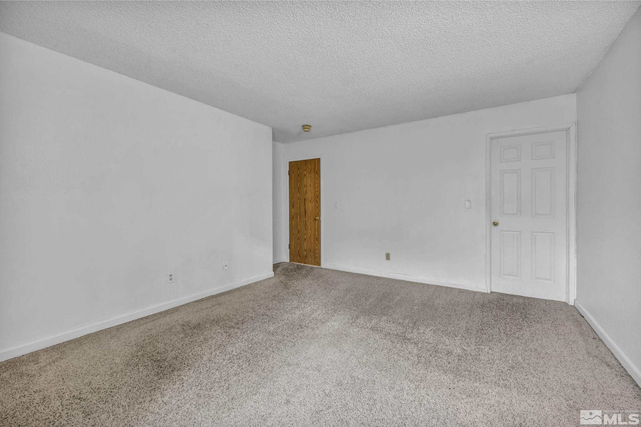 3865 E Leonesio Drive, F1