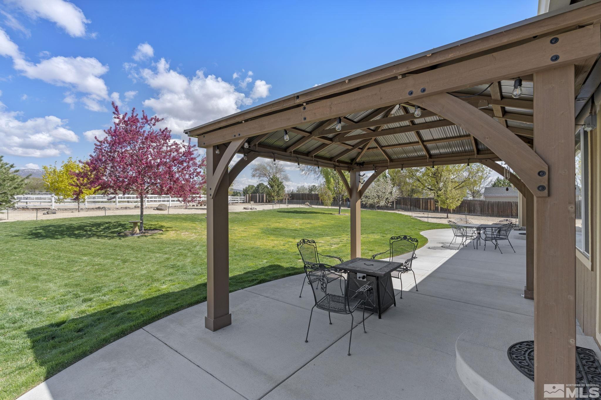 30 Moonbeam Court
