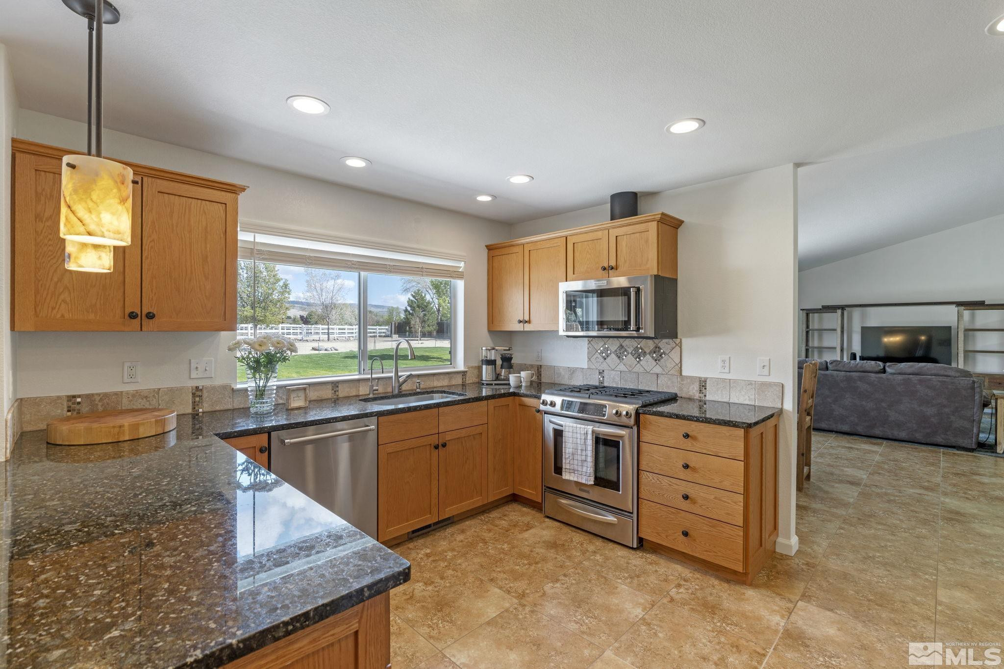 30 Moonbeam Court