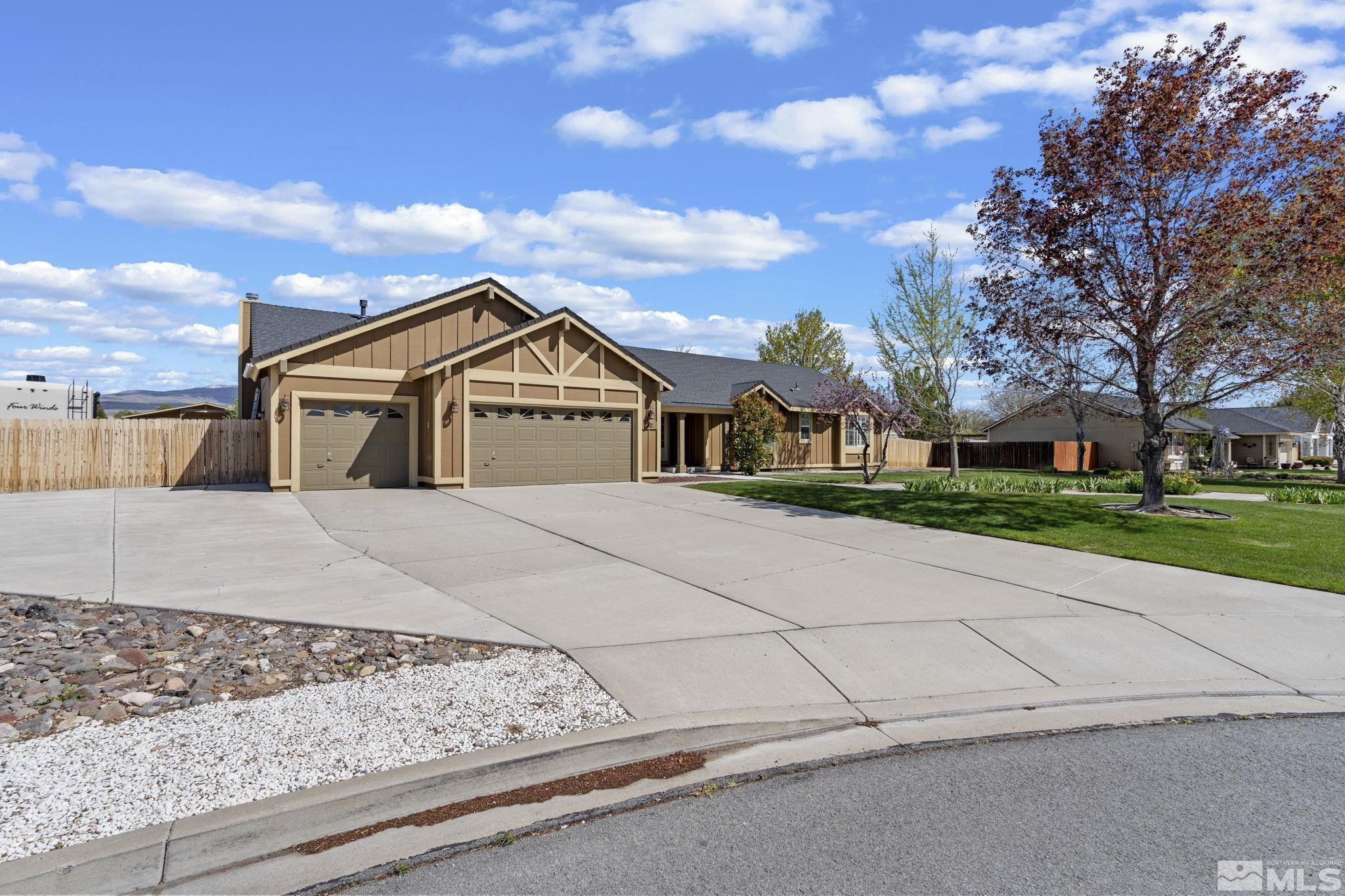 30 Moonbeam Court