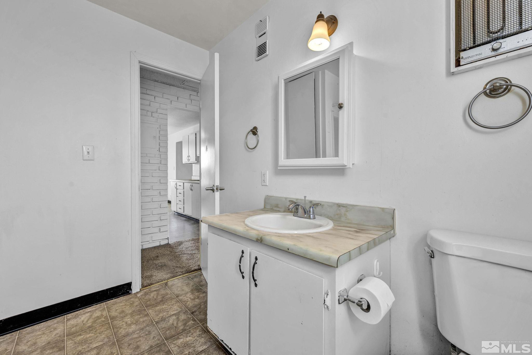 3939 Clear Acre Lane, 230