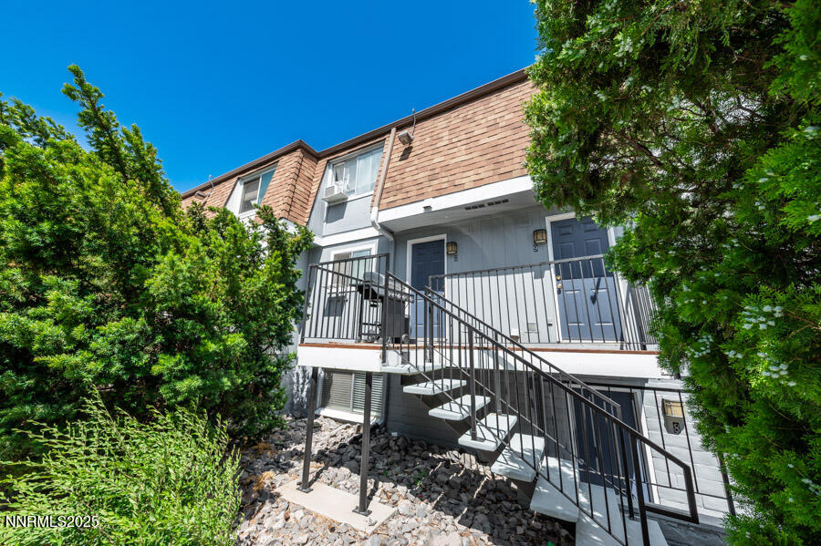 1412 E 9th Street 7