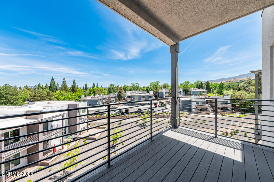 1513 Golf Club Drive, Hilltop 12
