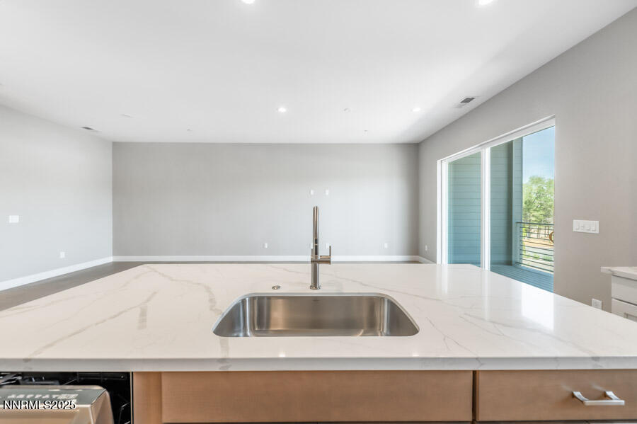 1513 Golf Club Drive, Hilltop 12
