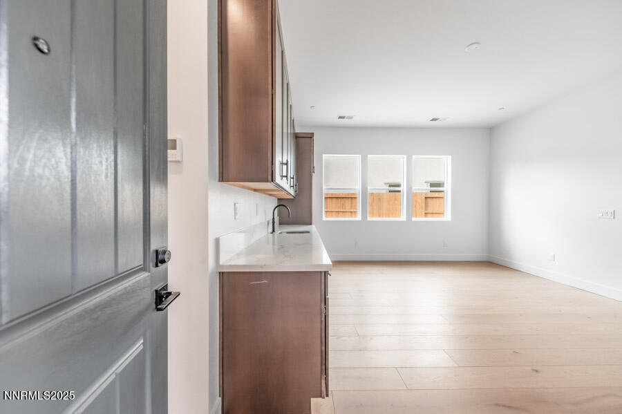 2940 Murrelet Way Cinnamon 83