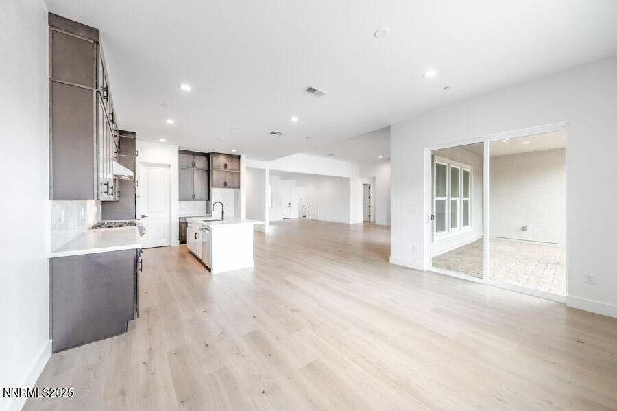 2940 Murrelet Way Cinnamon 83