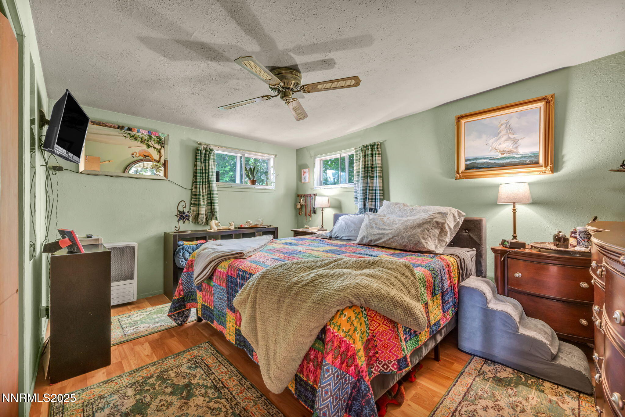 2455 W Plumb Lane