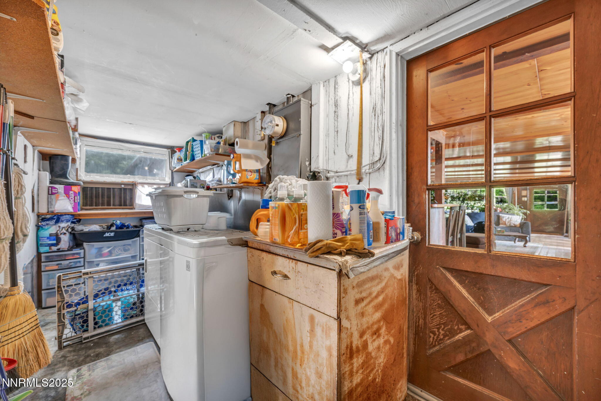 2455 W Plumb Lane