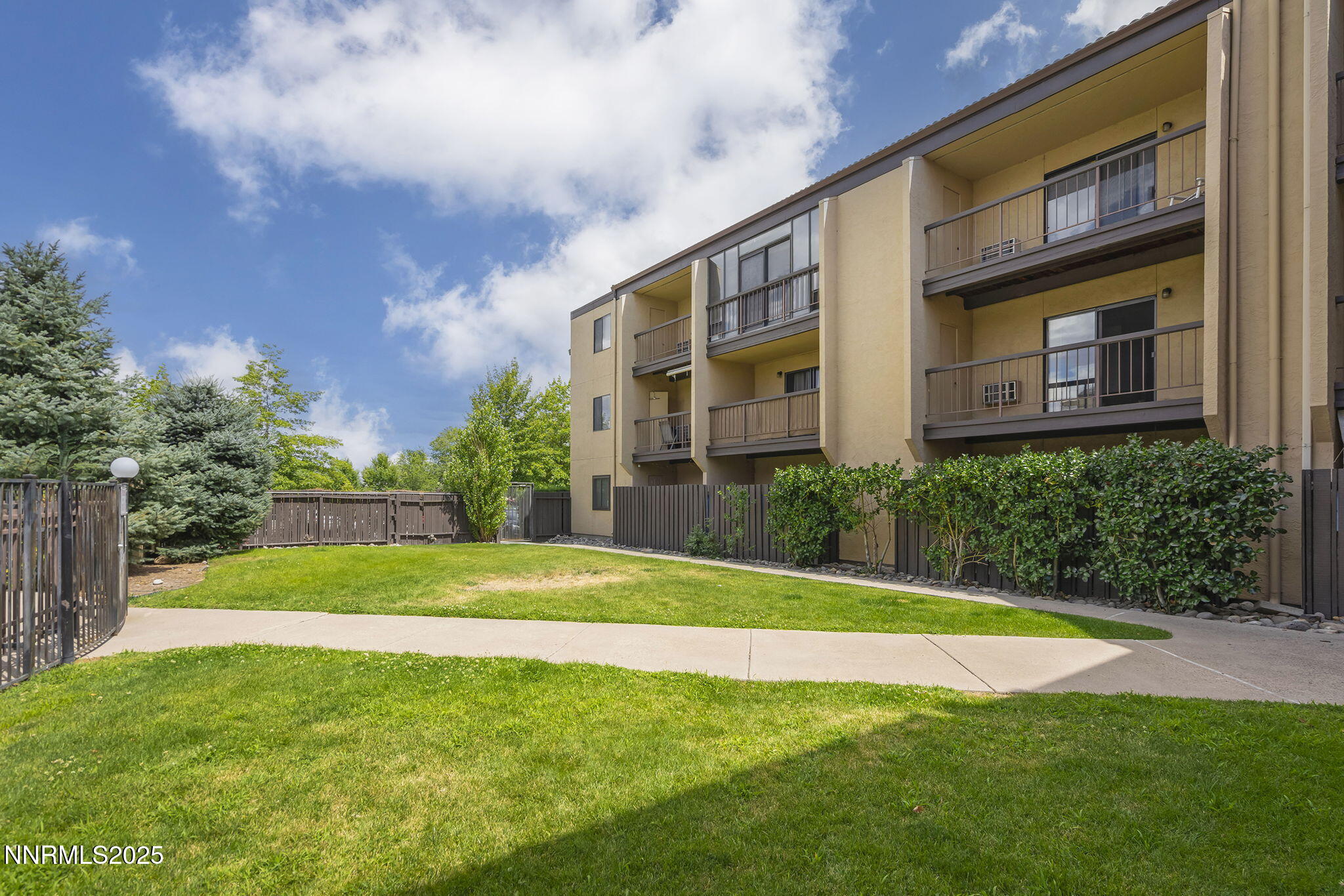 2450 Lymbery Street 105