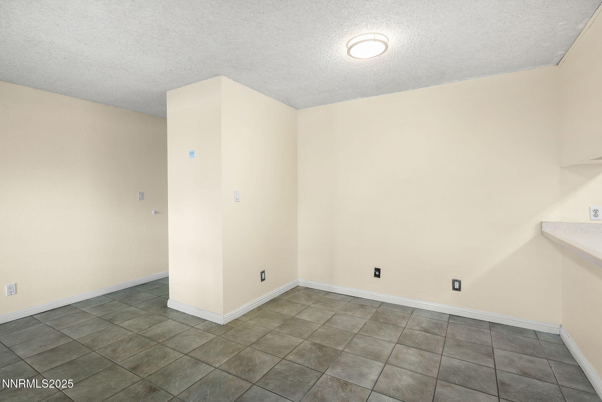 2450 Lymbery Street 105