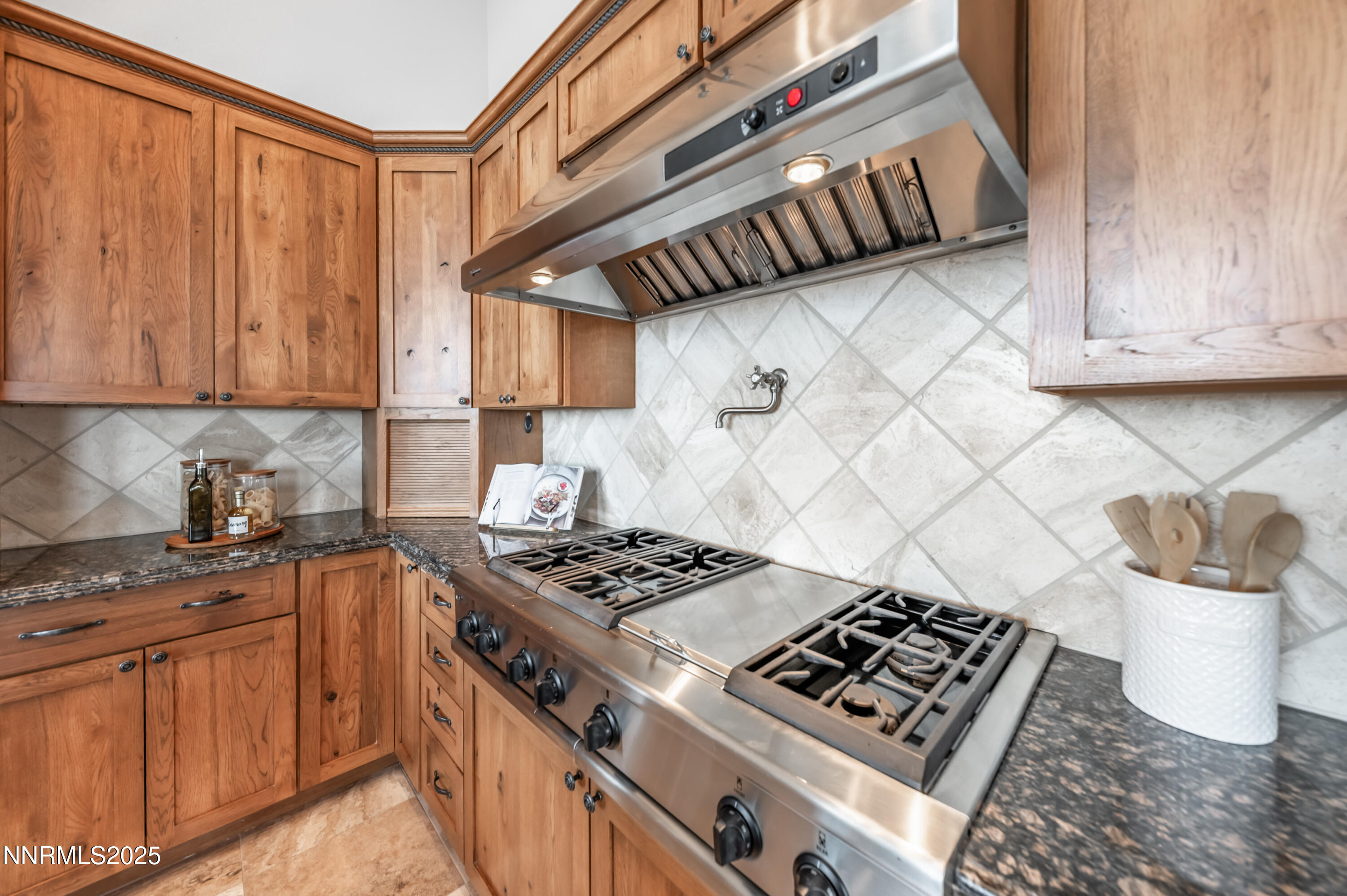 1138 Eagle Vista Court