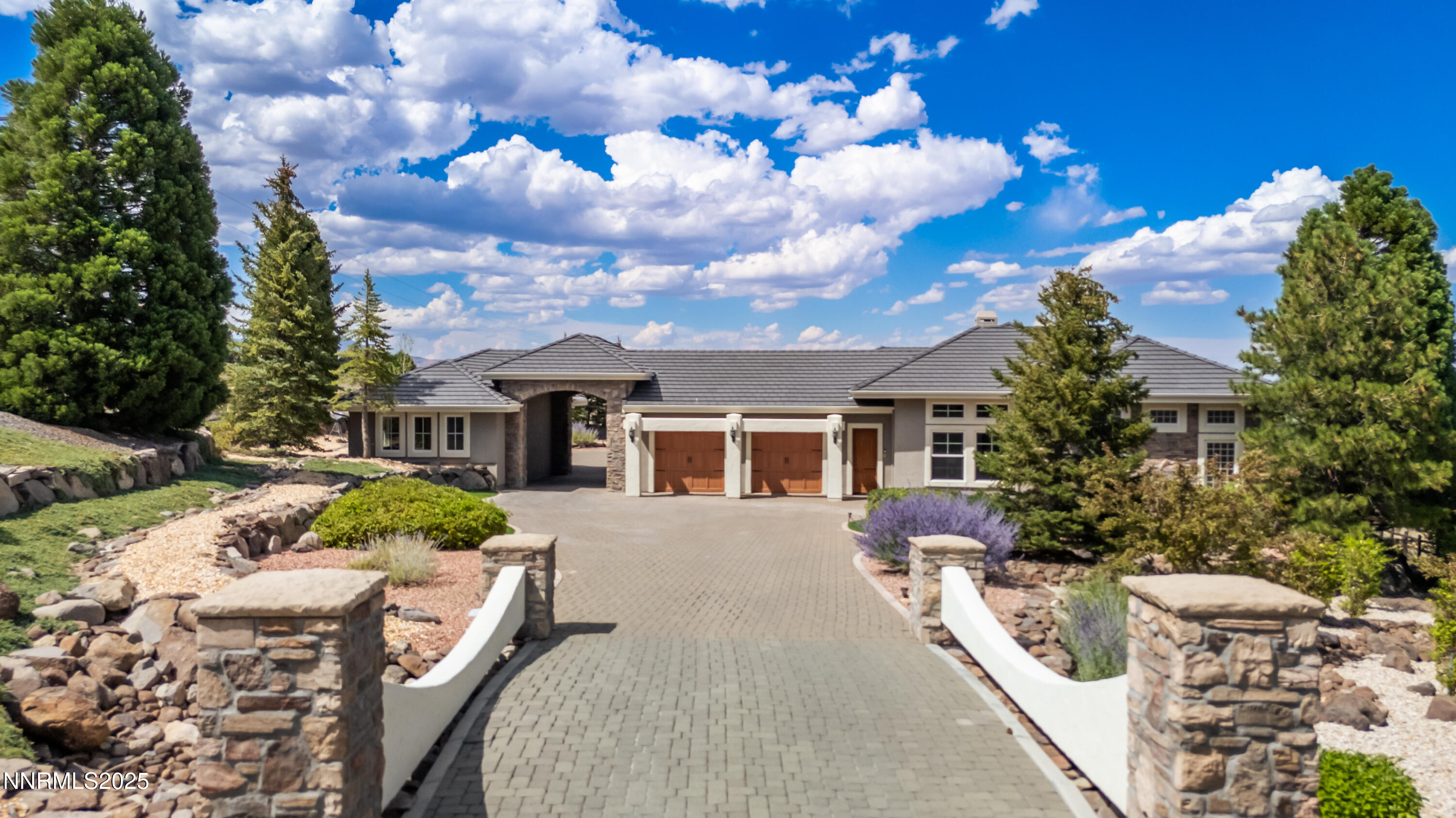 1138 Eagle Vista Court