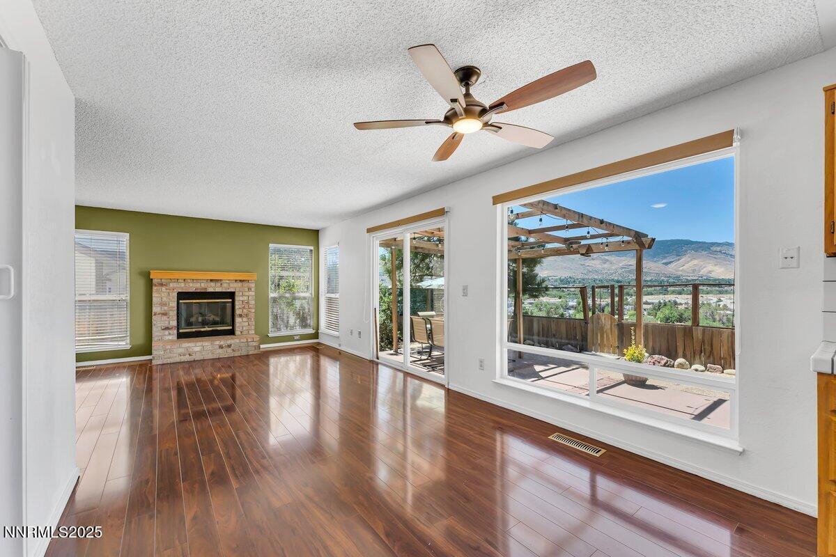 4642 Canyon Ridge Lane