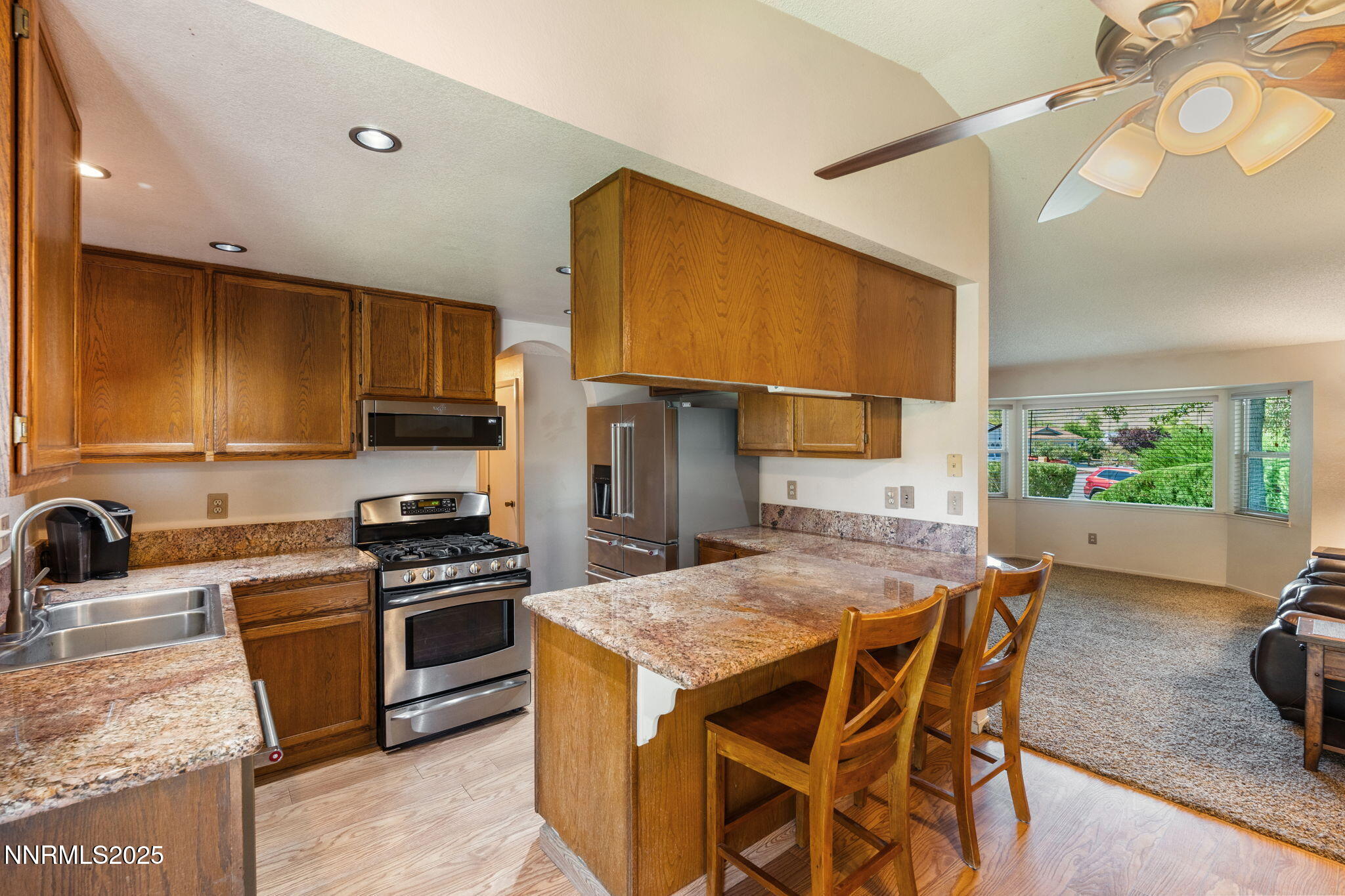 8678 Strutter Way