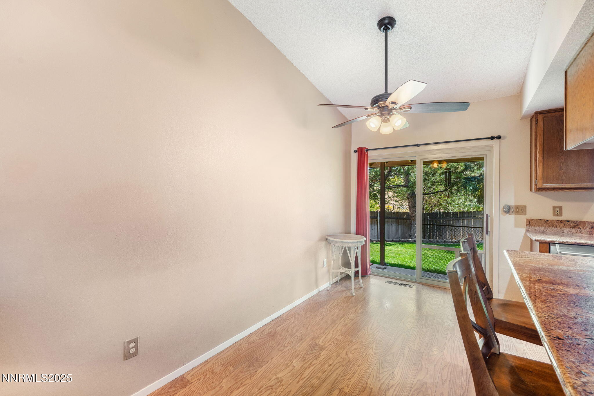 8678 Strutter Way
