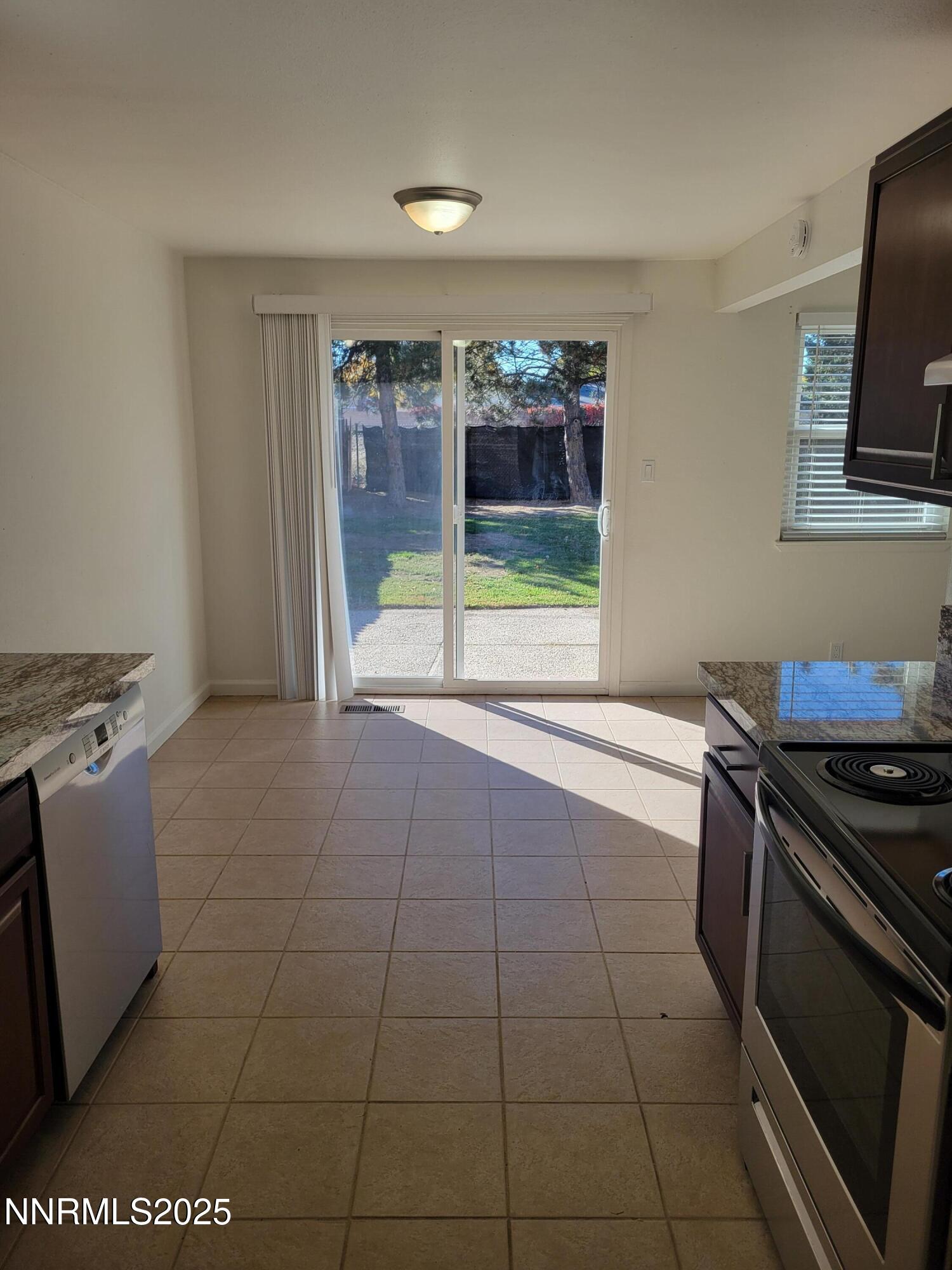 3071 Meadowlands Drive