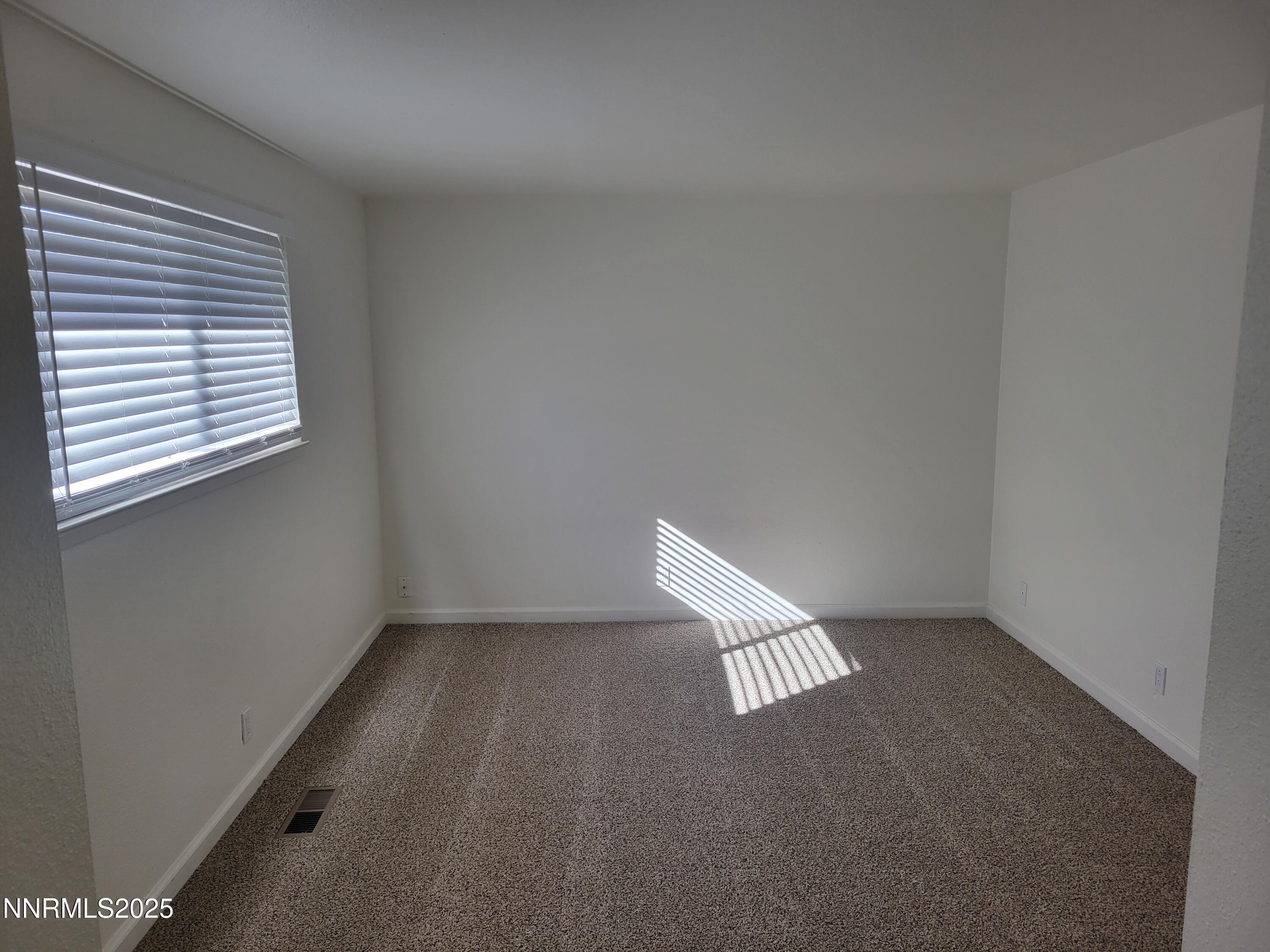 3071 Meadowlands Drive