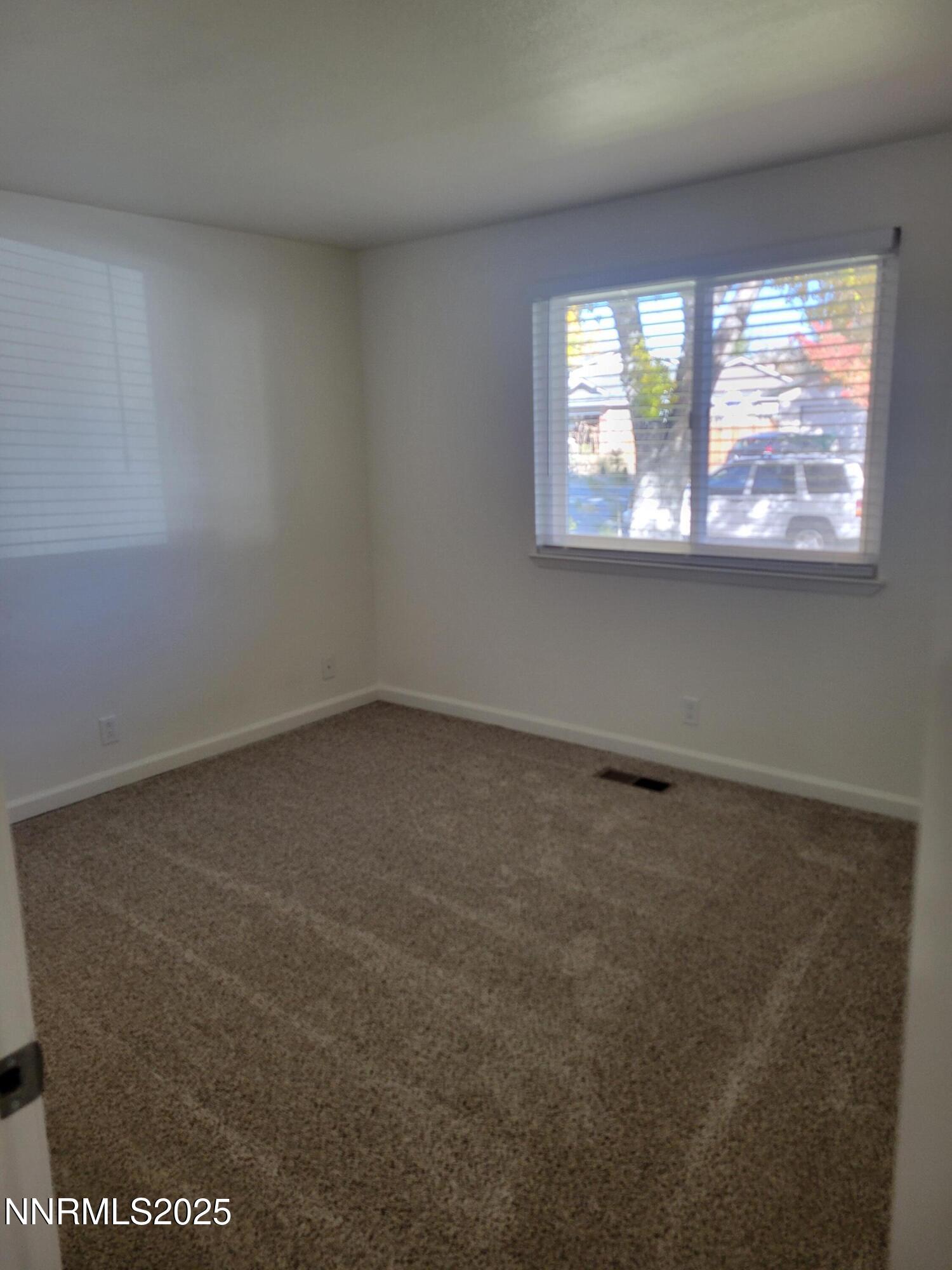 3071 Meadowlands Drive